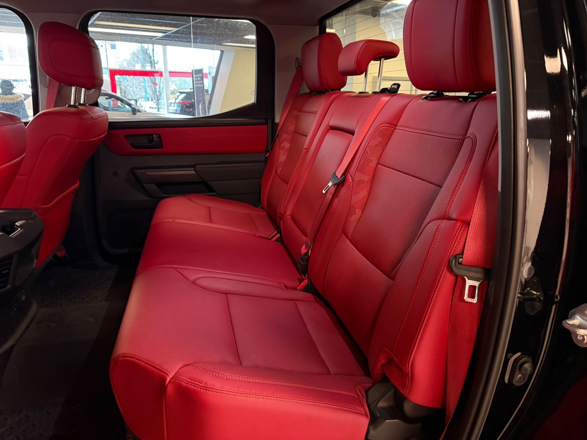 Toyota Tundra 4X4  2023 à Vancouver, Colombie-Britannique