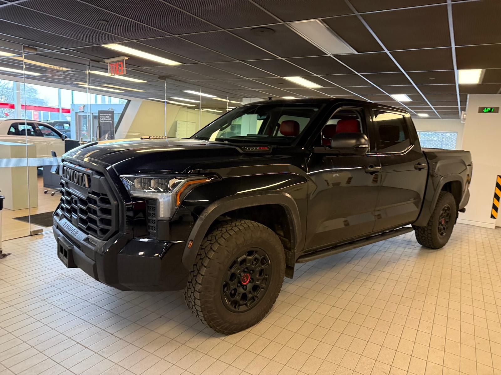 Toyota Tundra 4X4  2023 à Vancouver, Colombie-Britannique