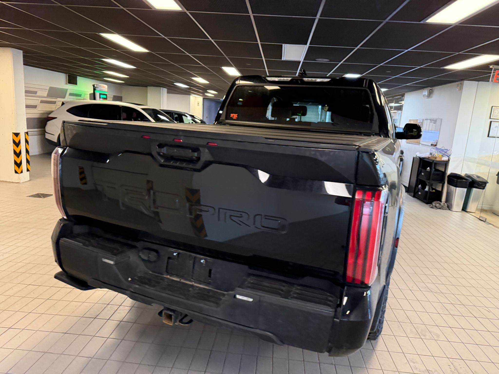 Toyota Tundra 4X4  2023 à Vancouver, Colombie-Britannique