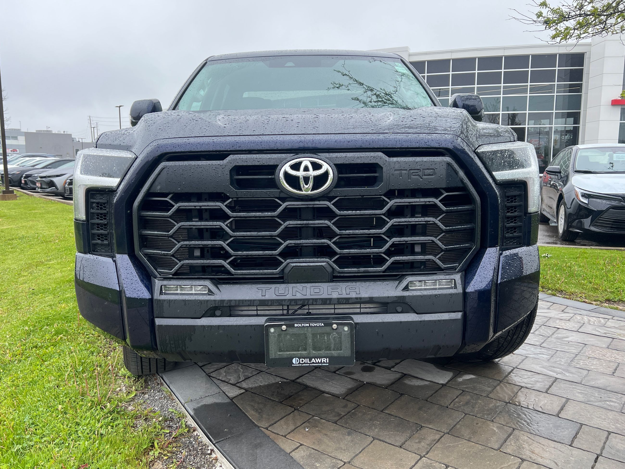 2024 Toyota TUNDRA 4X4 in Bolton, Ontario