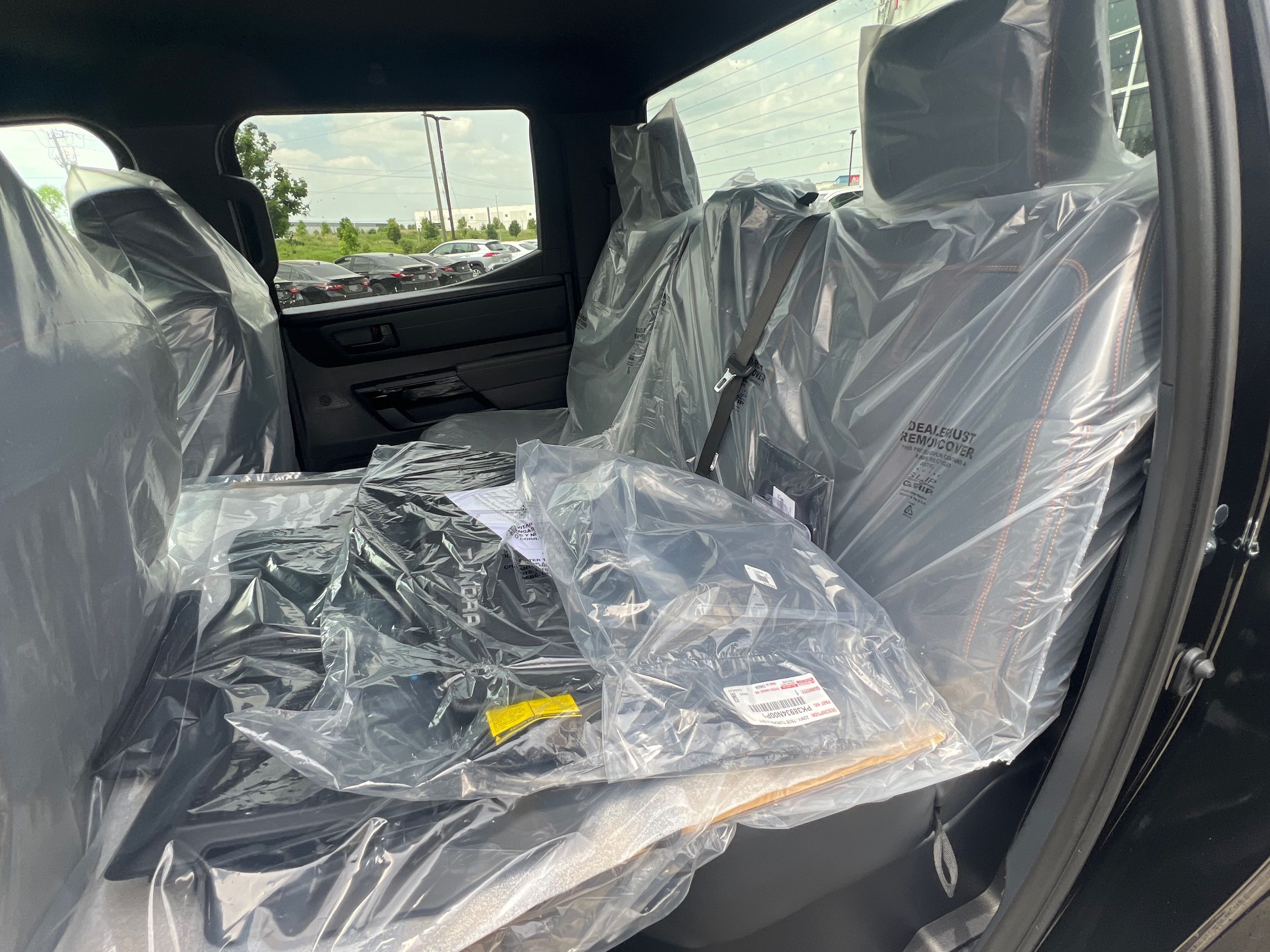 2025 Toyota TUNDRA 4X4 in Bolton, Ontario