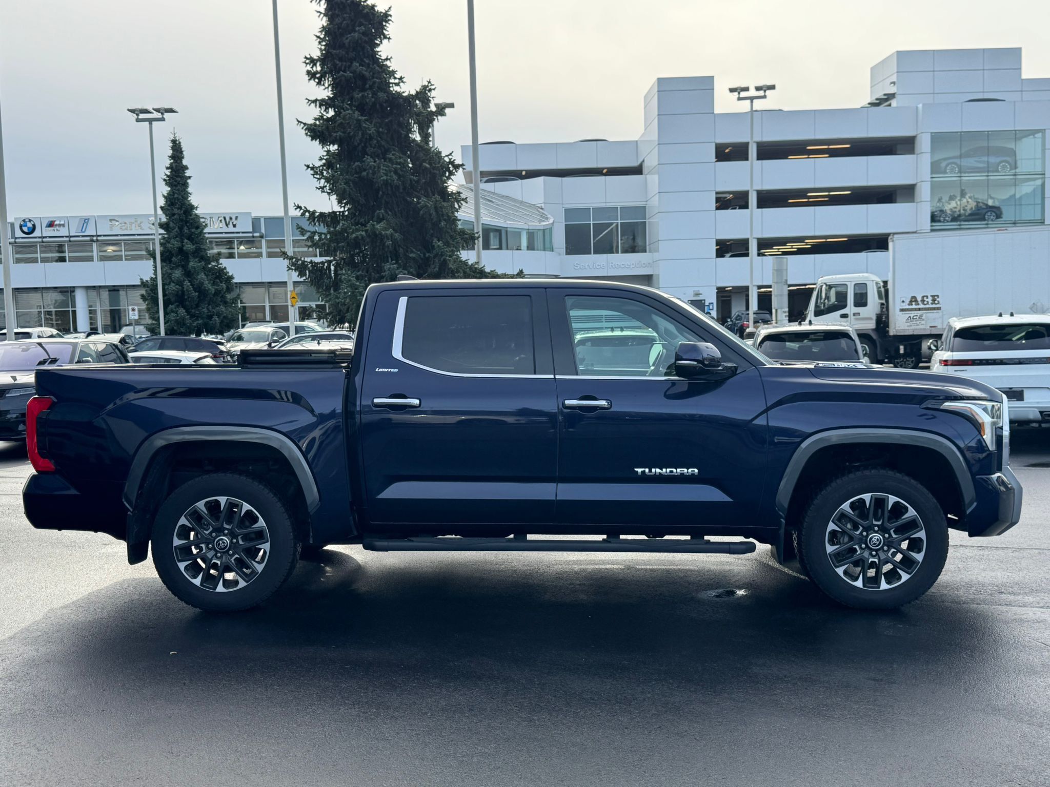 2022  Tundra Hybrid