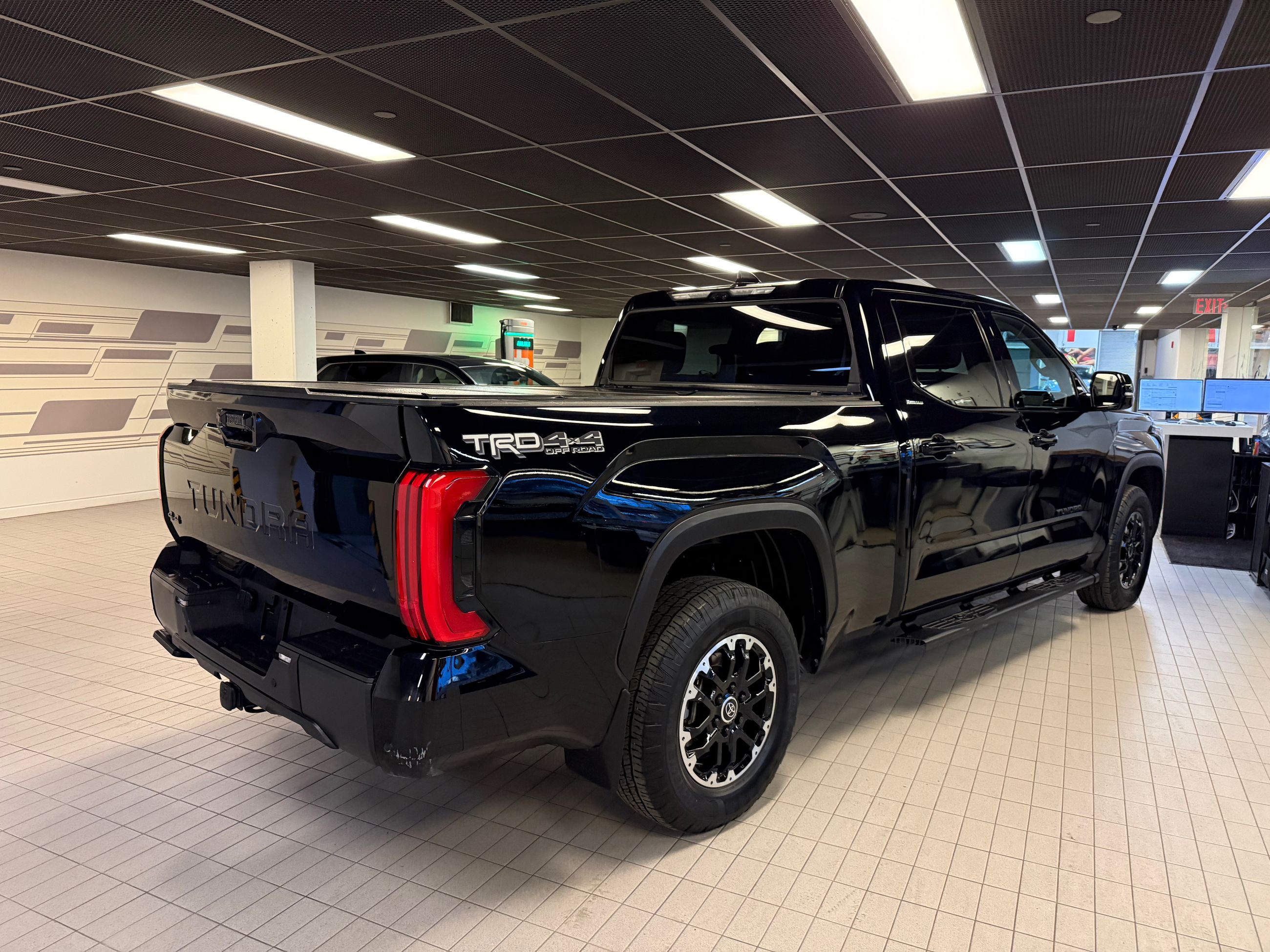 Toyota Tundra Hybrid  2024 à Vancouver, Colombie-Britannique