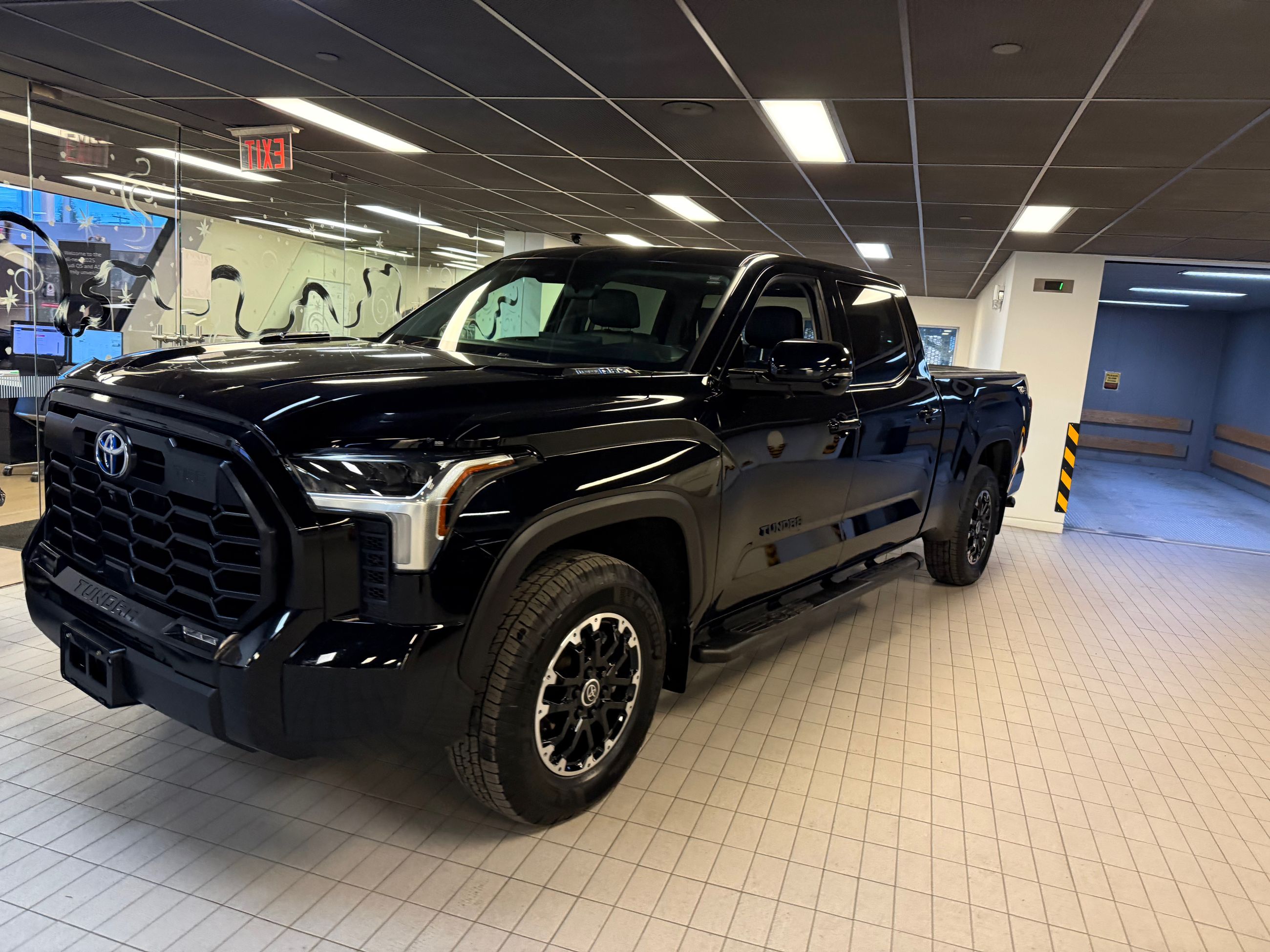 Toyota Tundra Hybrid  2024 à Vancouver, Colombie-Britannique