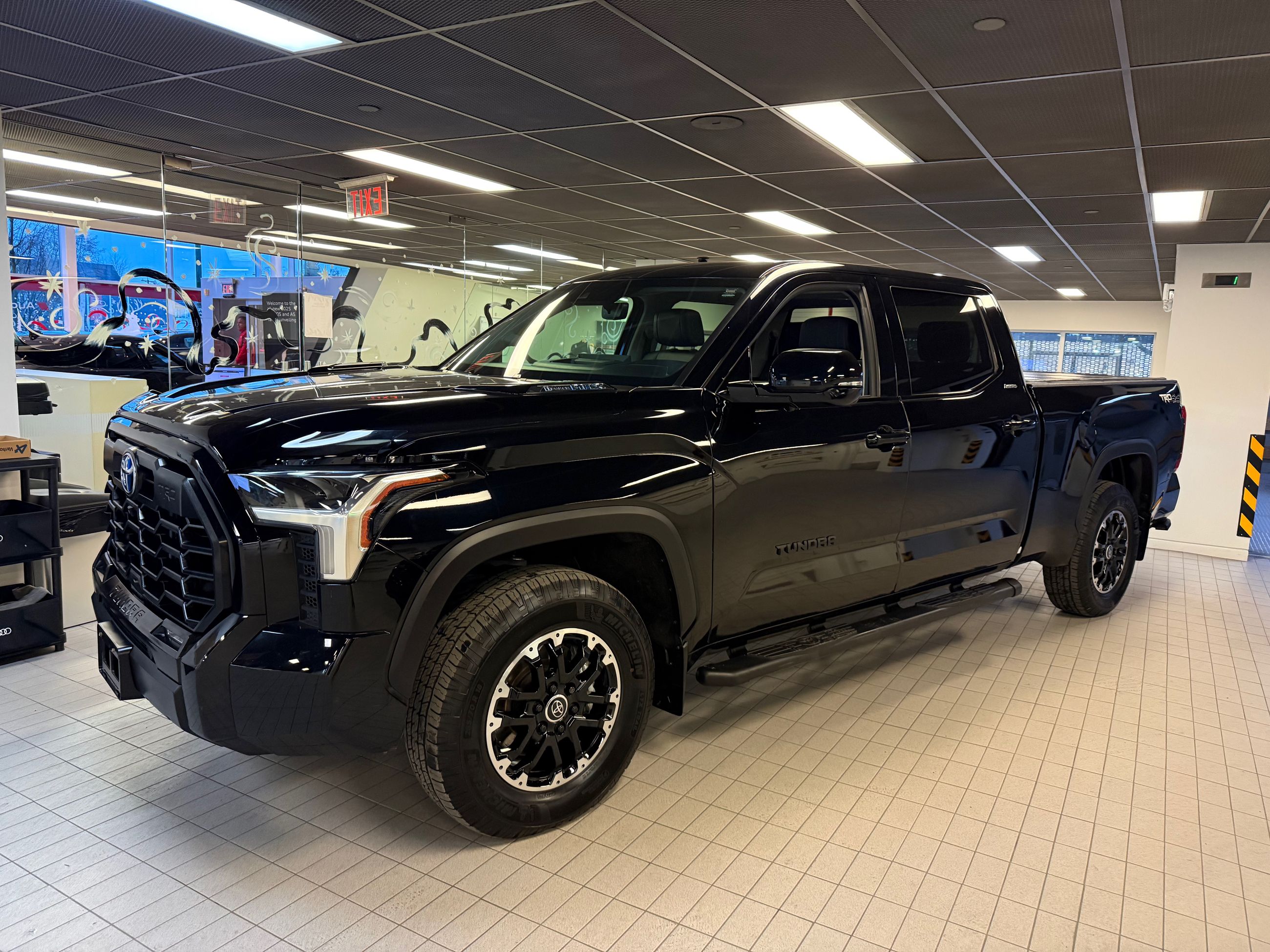Toyota Tundra Hybrid  2024 à Vancouver, Colombie-Britannique