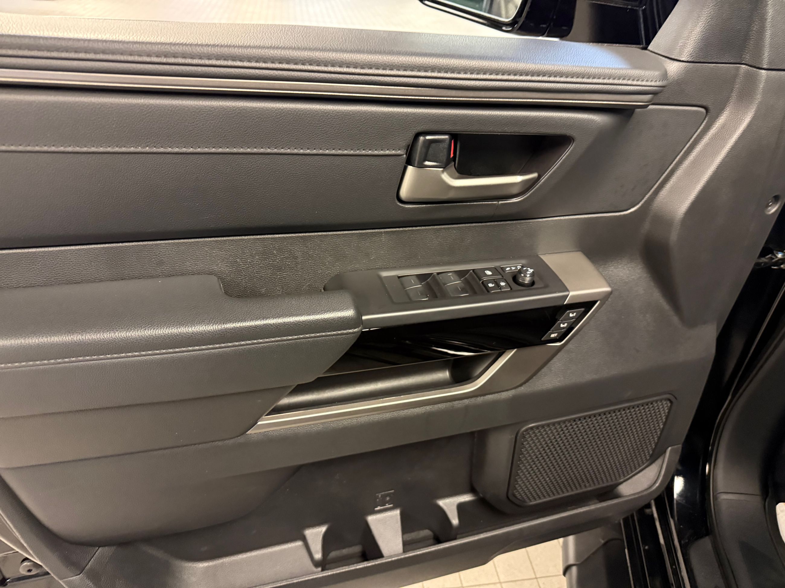 Toyota Tundra Hybrid  2024 à Vancouver, Colombie-Britannique