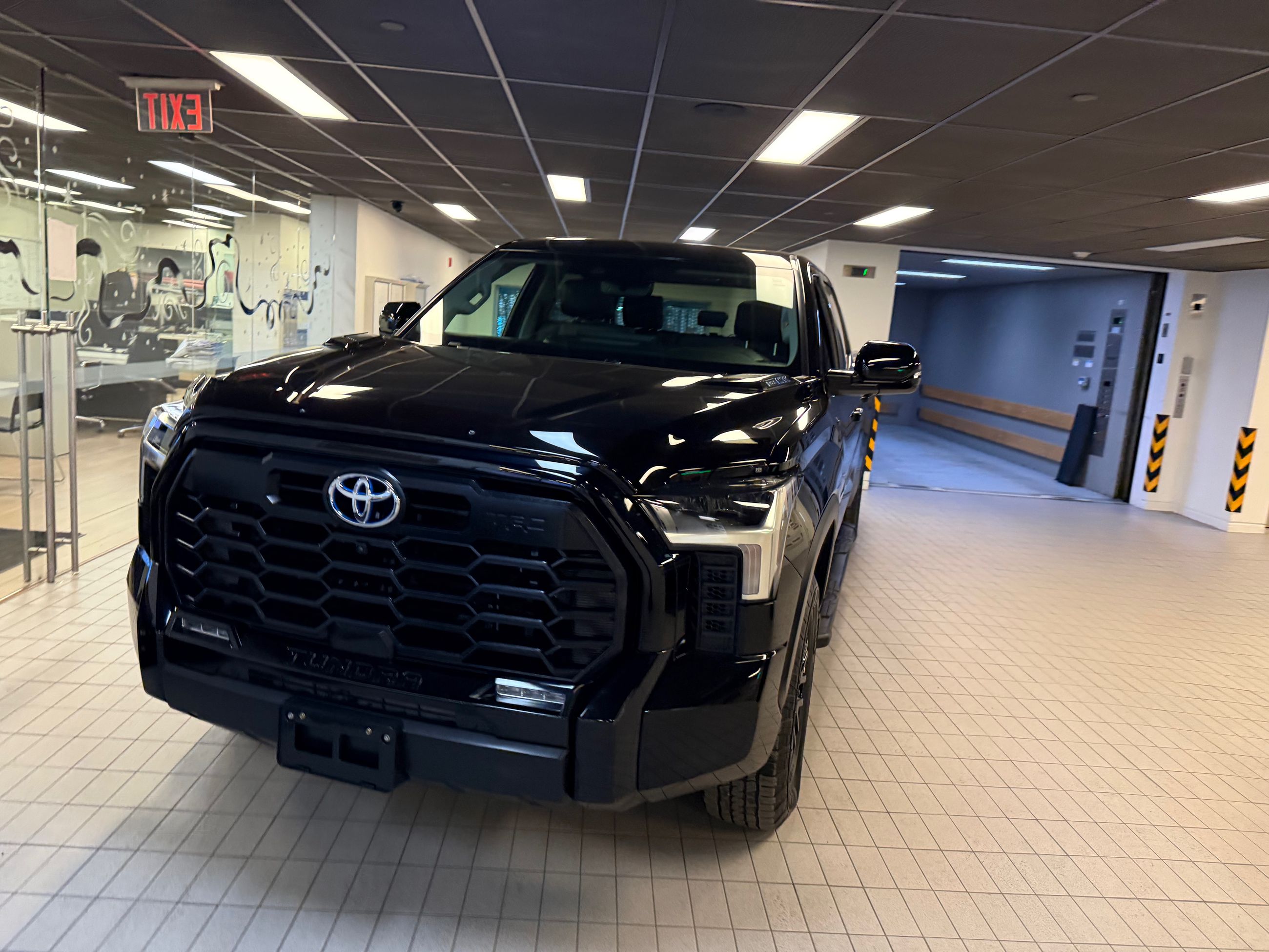 Toyota Tundra Hybrid  2024 à Vancouver, Colombie-Britannique