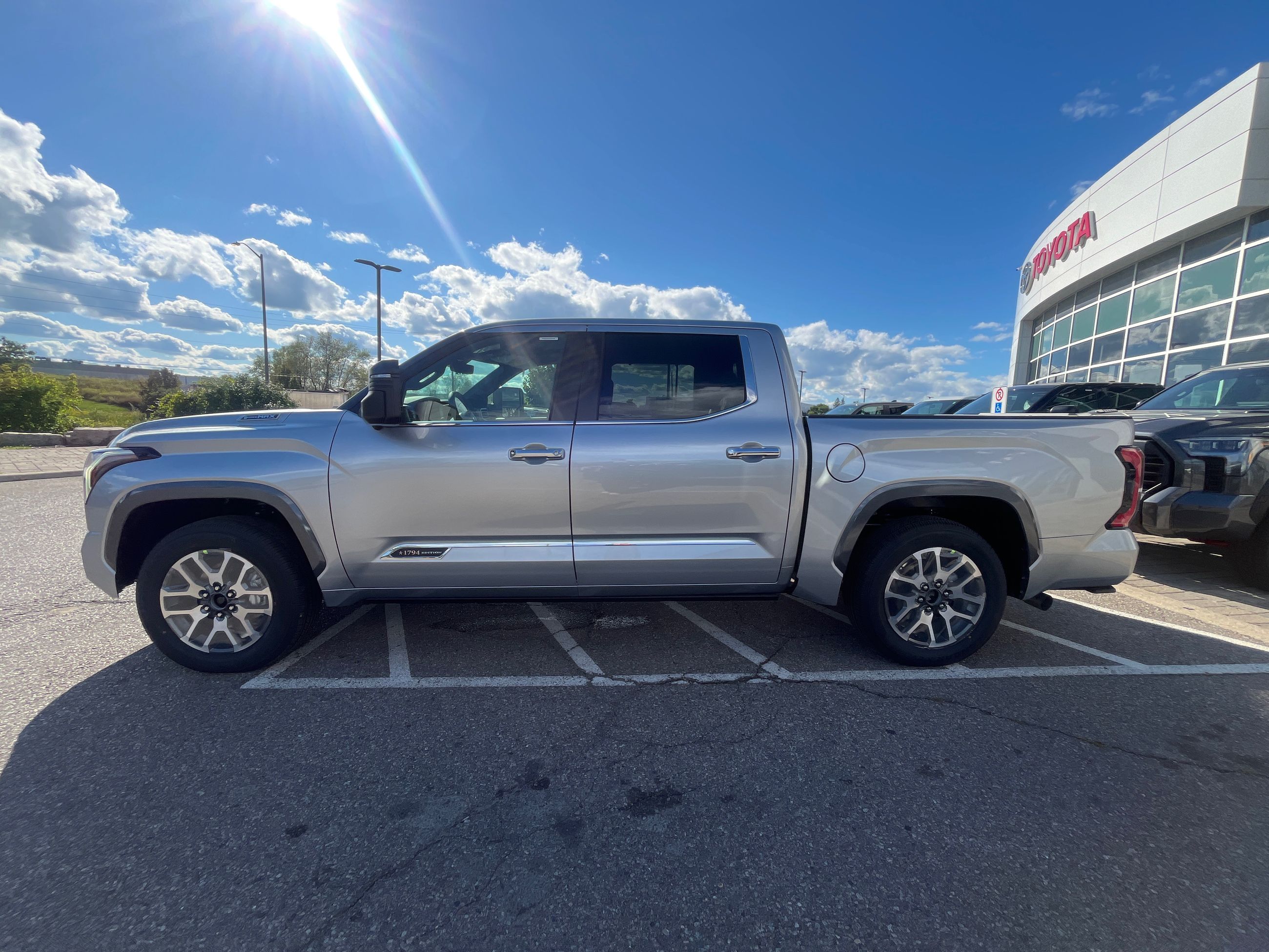 Toyota Tundra Hybrid  2026 à Bolton, Ontario