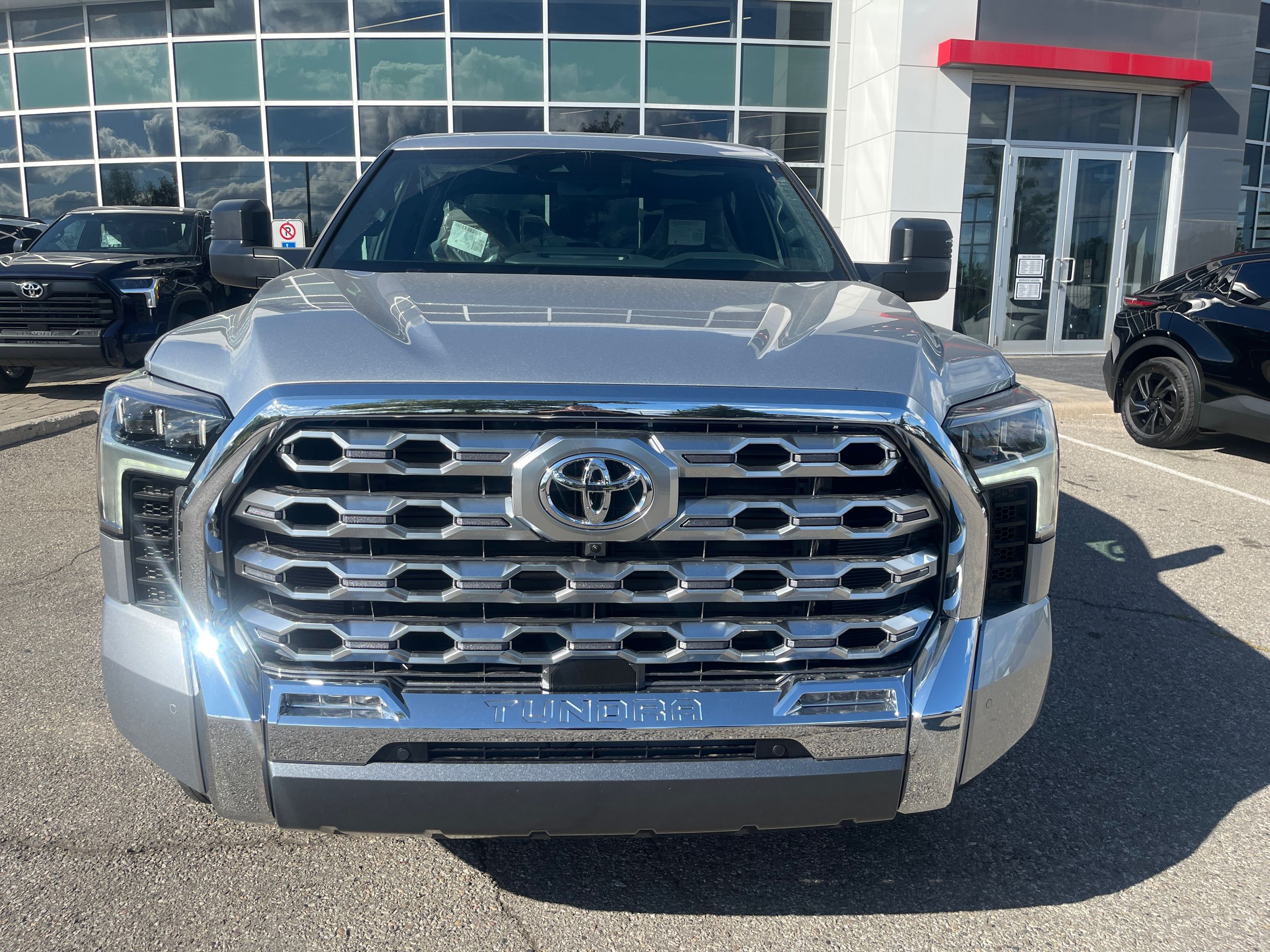 Toyota Tundra Hybrid  2026 à Bolton, Ontario
