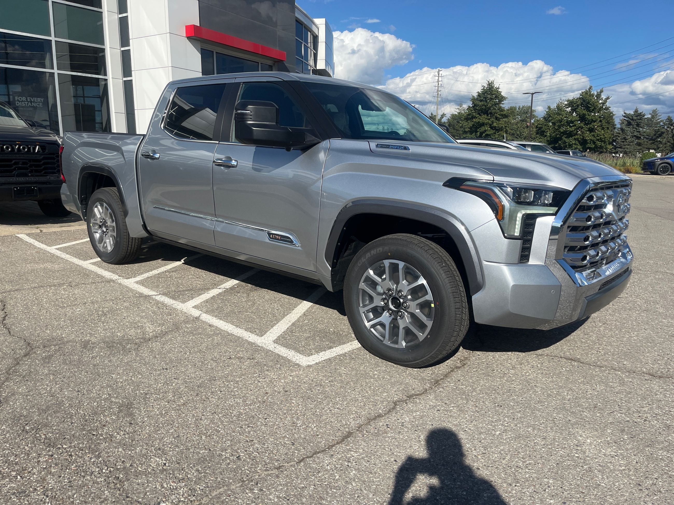 Toyota Tundra Hybrid  2026 à Bolton, Ontario