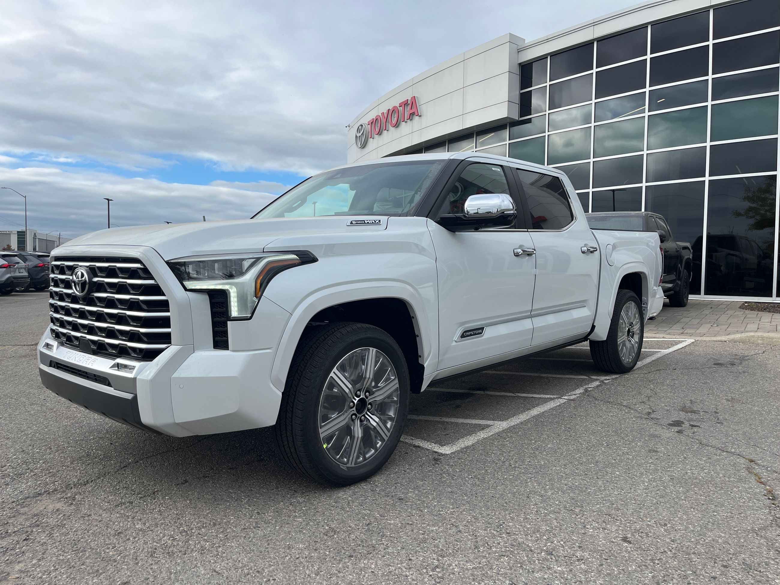 Toyota Tundra Hybrid  2026 à Bolton, Ontario