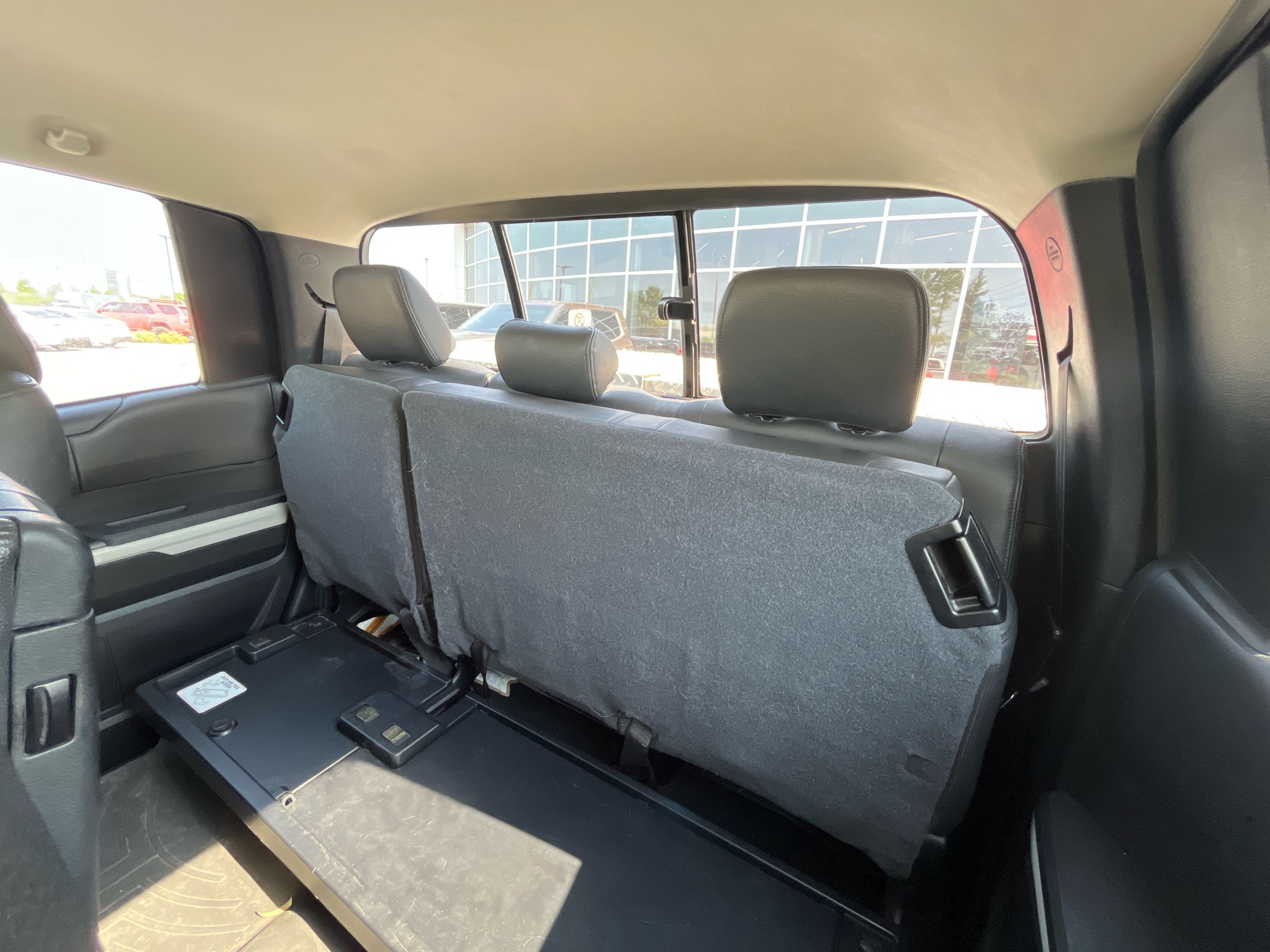 Toyota Tundra  2015 à Bolton, Ontario