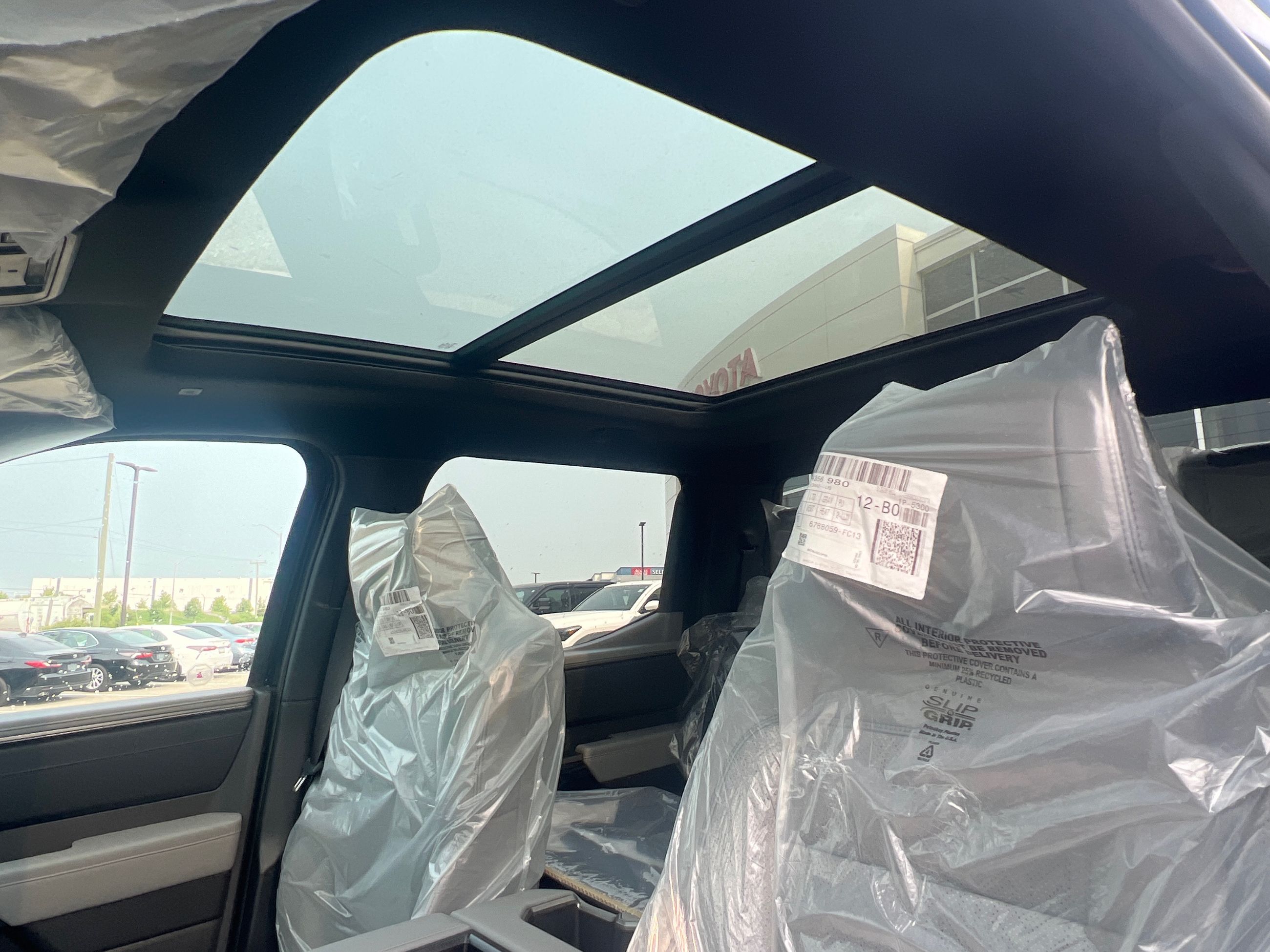 Toyota Tundra  2025 à Bolton, Ontario