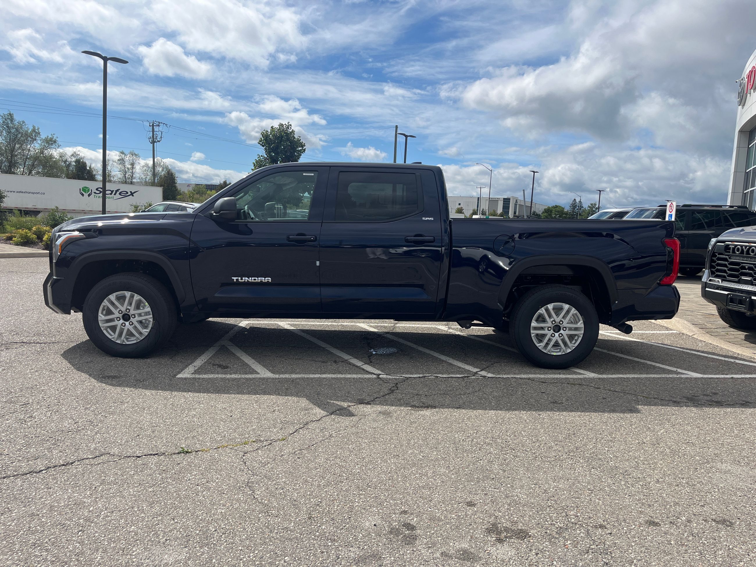 Toyota Tundra  2026 à Bolton, Ontario