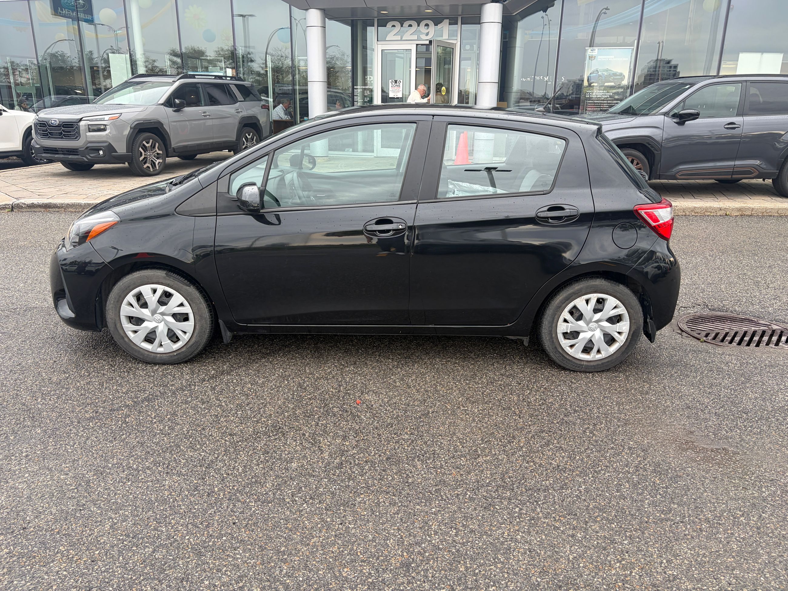 2018 Toyota Yaris Hatchback in Dorval, Quebec