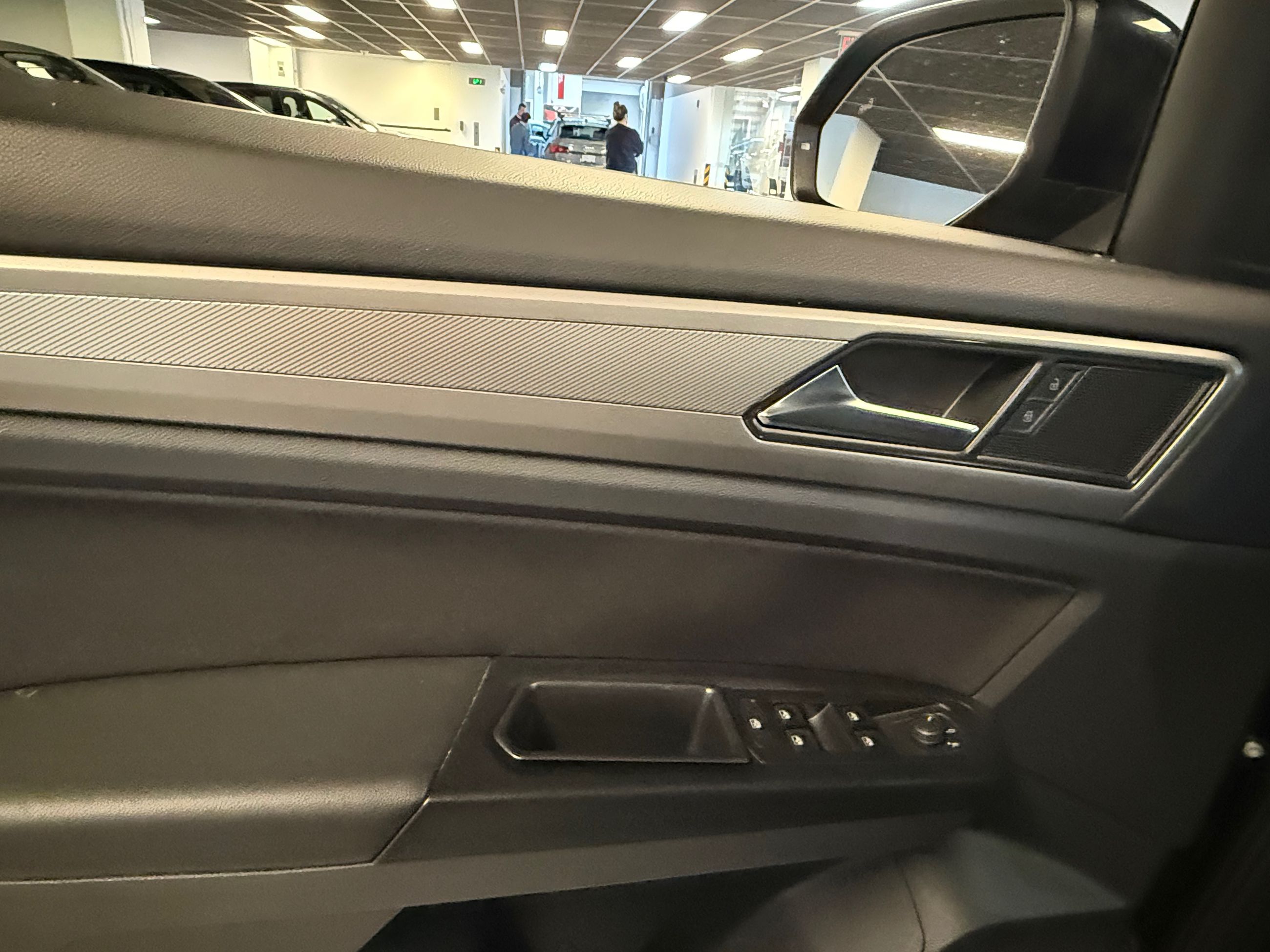 2020 Volkswagen Atlas Cross Sport in Vancouver, British Columbia