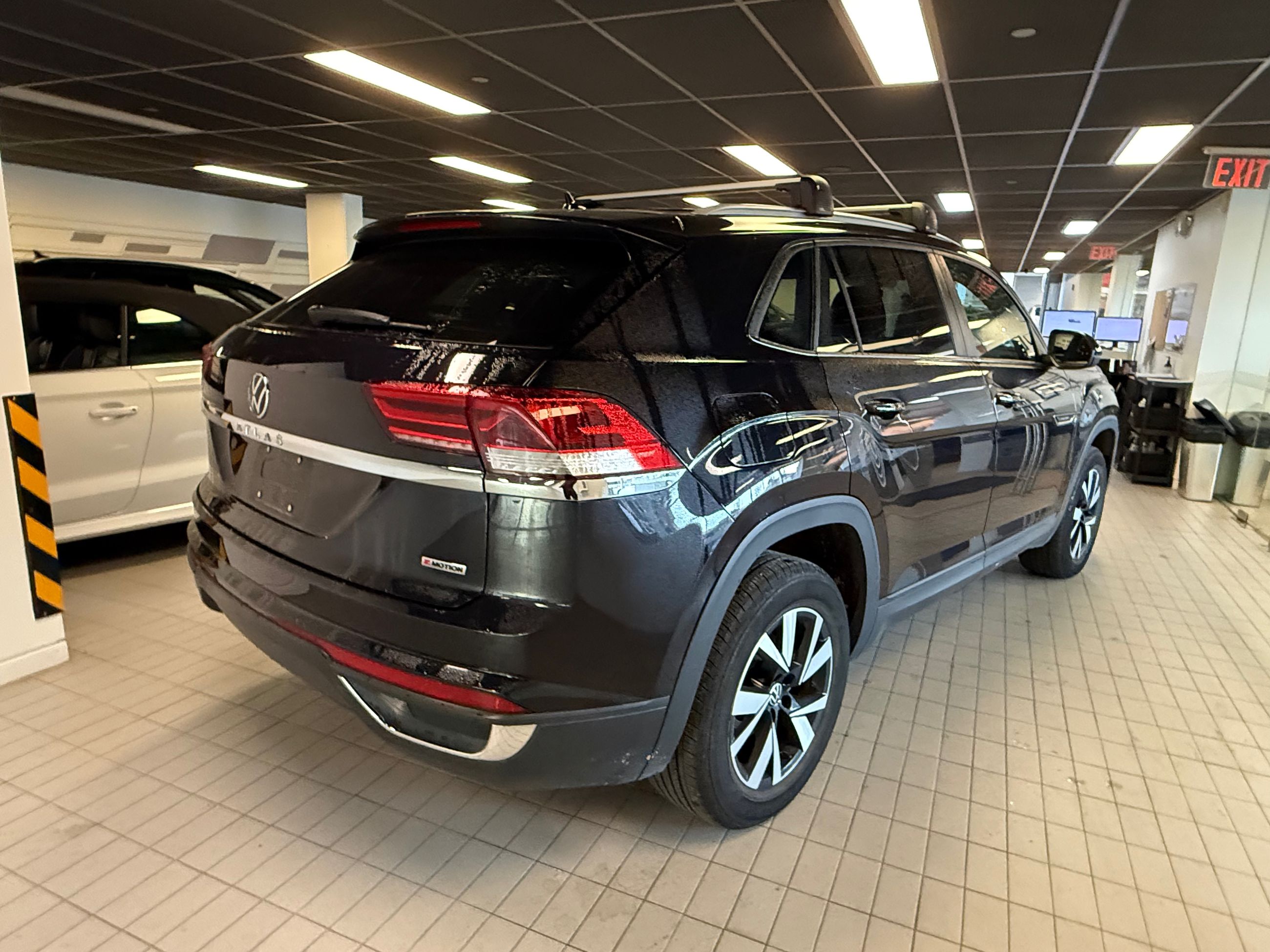 2020 Volkswagen Atlas Cross Sport in Vancouver, British Columbia
