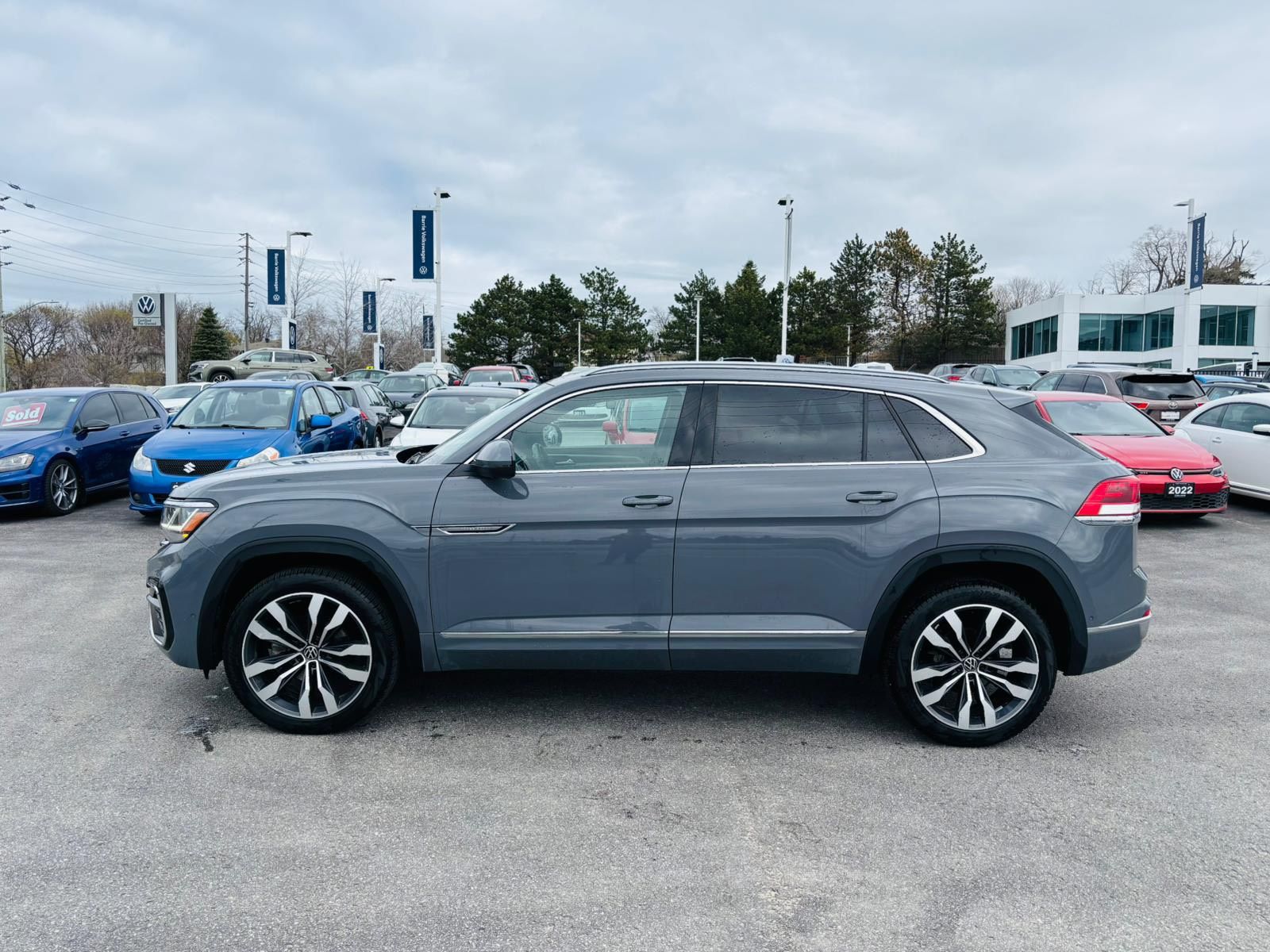 2022 Volkswagen Atlas Cross Sport in Barrie, Ontario