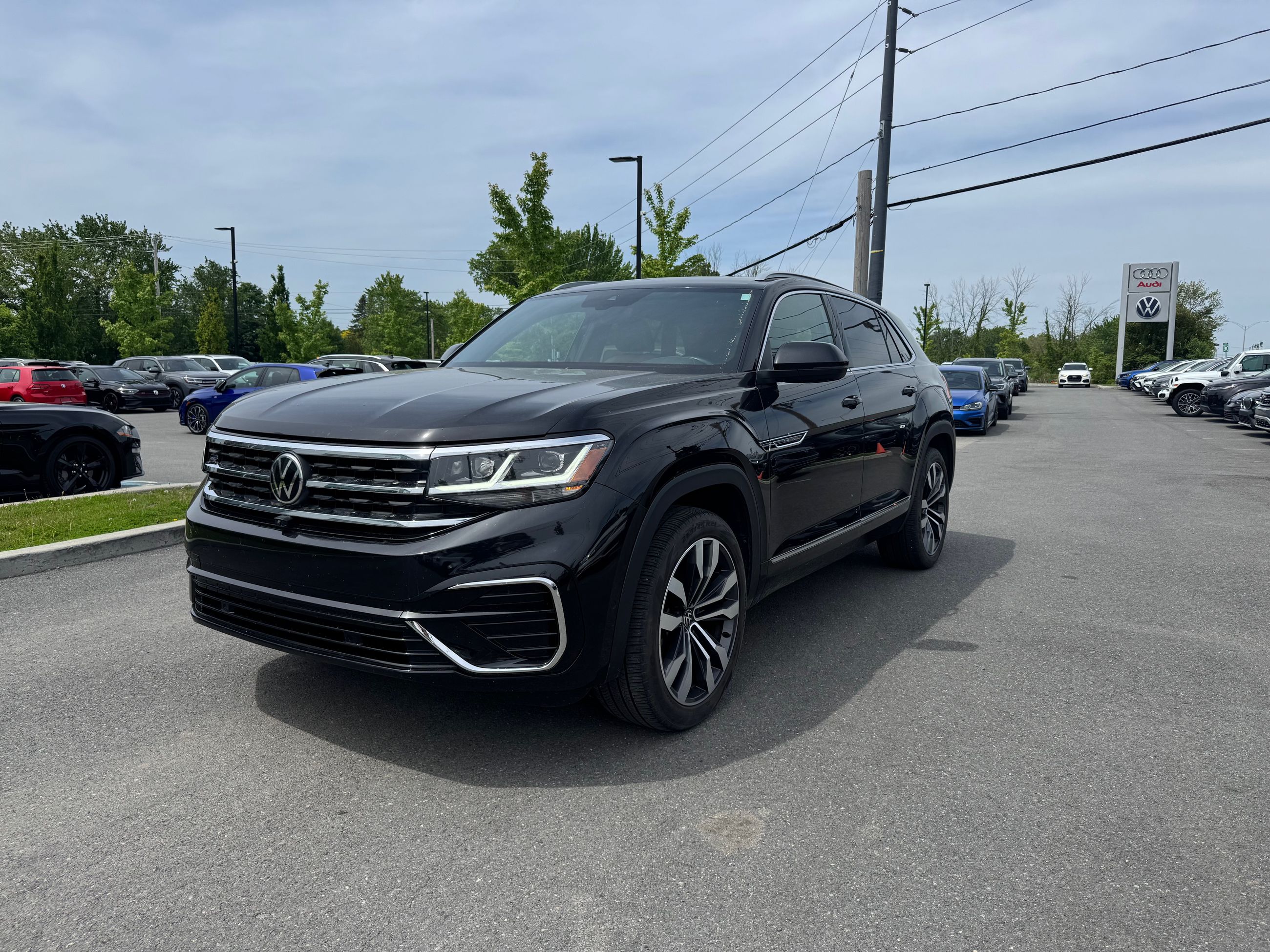 Volkswagen Atlas Cross Sport  2022 à Saint-Bruno-de-Montarville, Québec