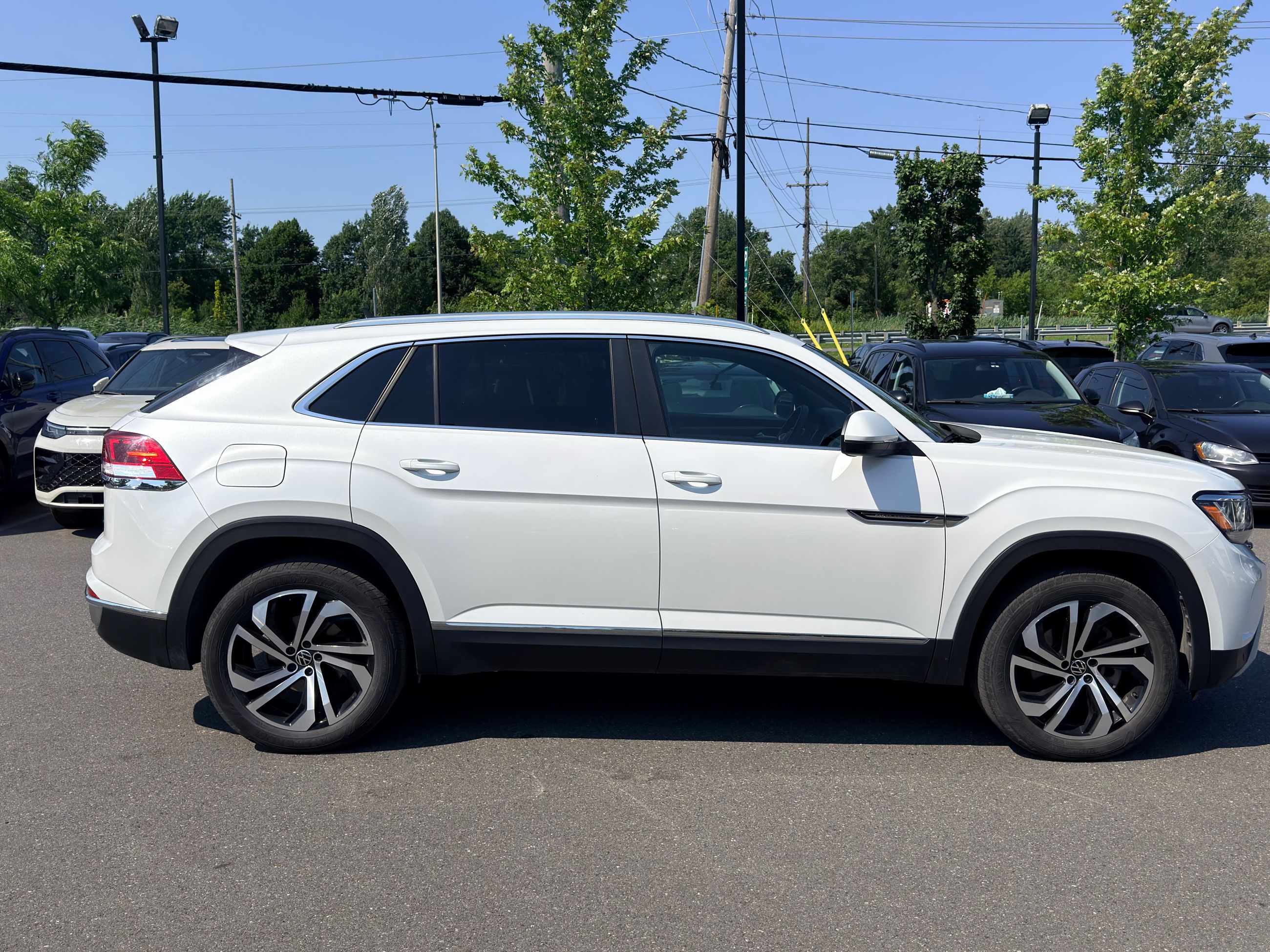 2023 Volkswagen Atlas Cross Sport in Saint-Bruno-de-Montarville, Quebec