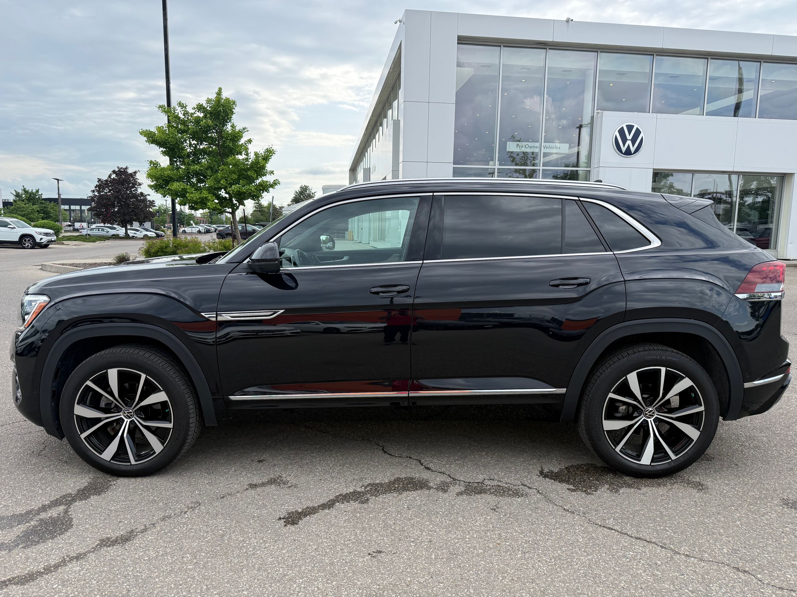 Volkswagen Atlas Cross Sport  2024 à Mississauga, Ontario