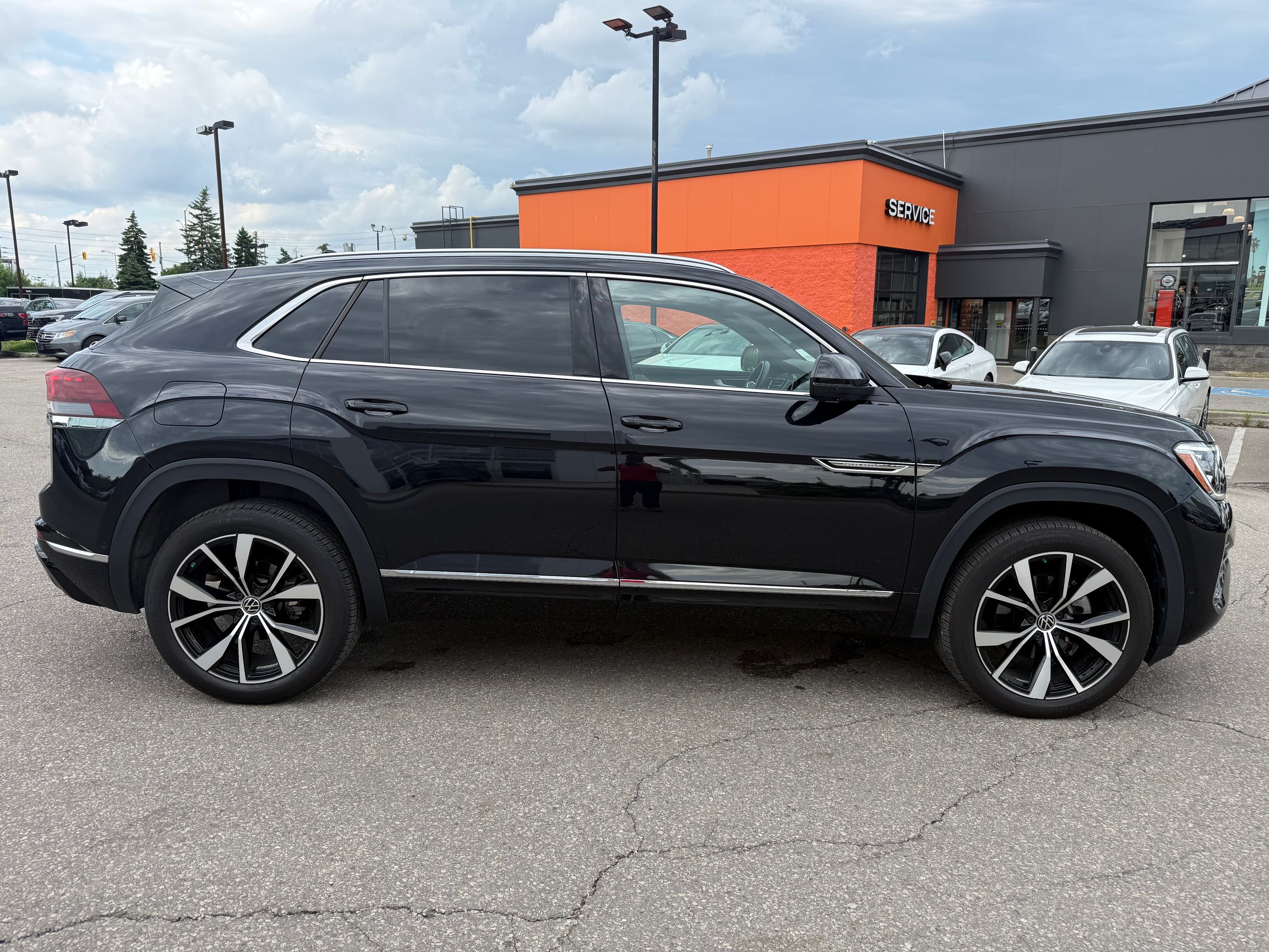 Volkswagen Atlas Cross Sport  2024 à Mississauga, Ontario