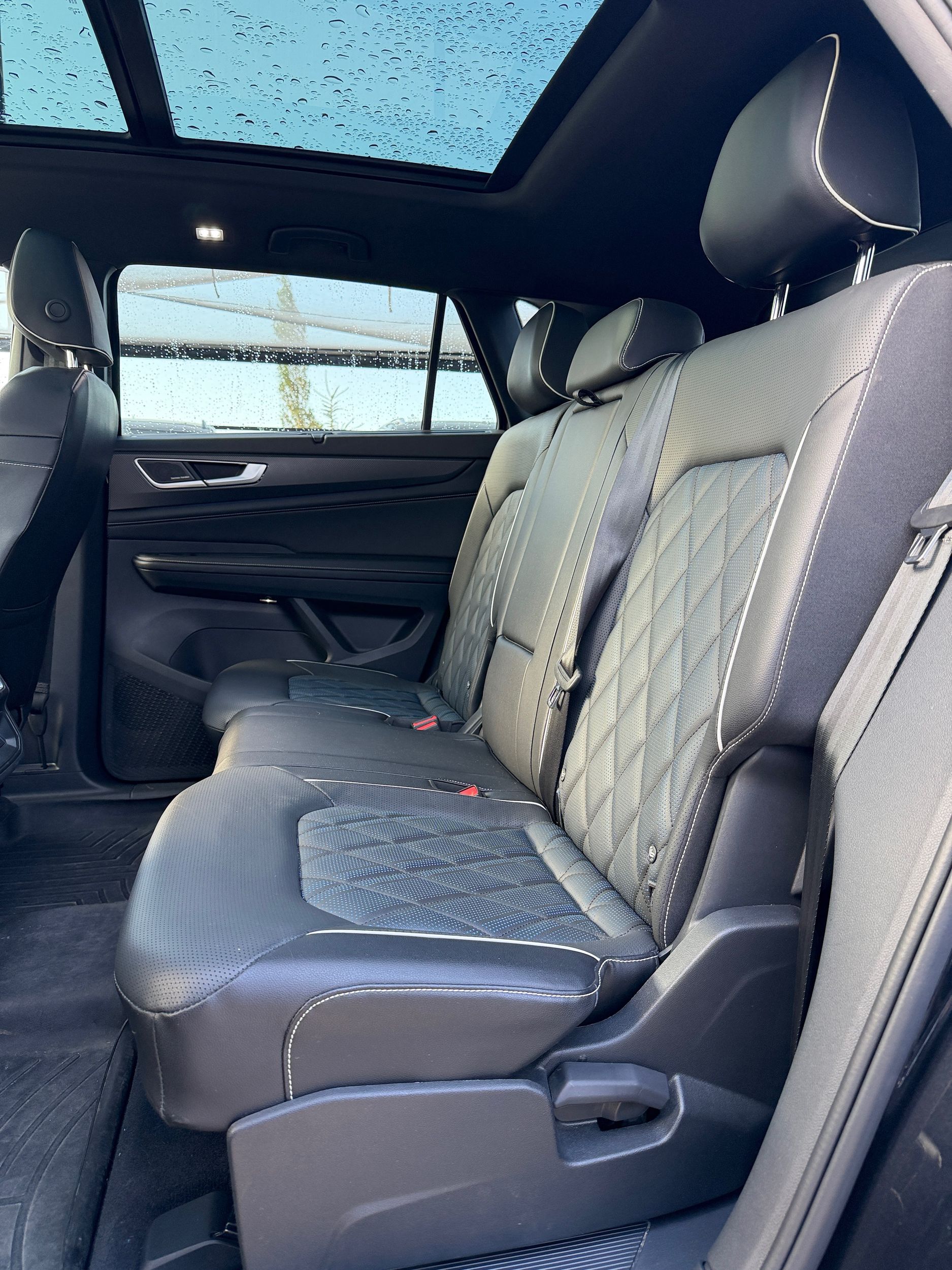 2024 Volkswagen Atlas Cross Sport