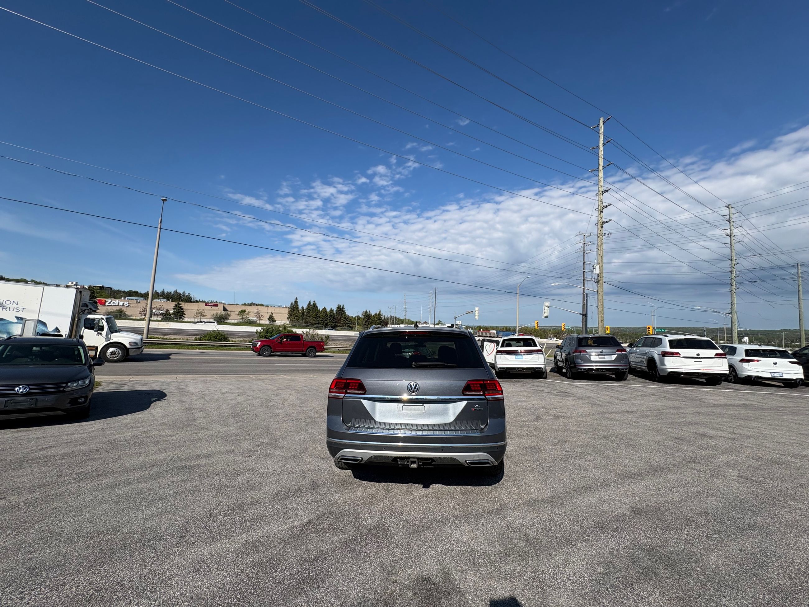 2019 Volkswagen Atlas in Barrie, Ontario