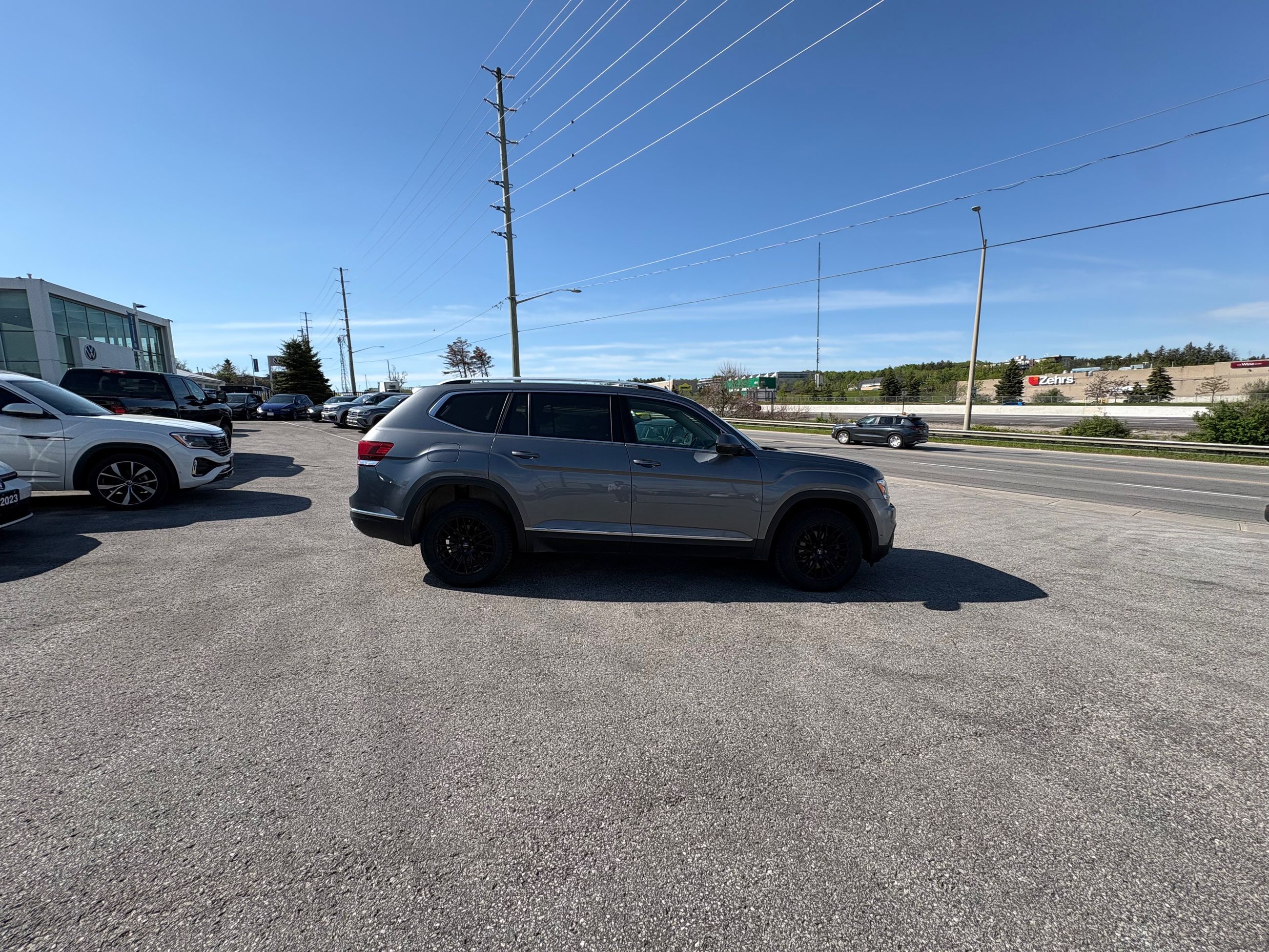 2019 Volkswagen Atlas in Barrie, Ontario