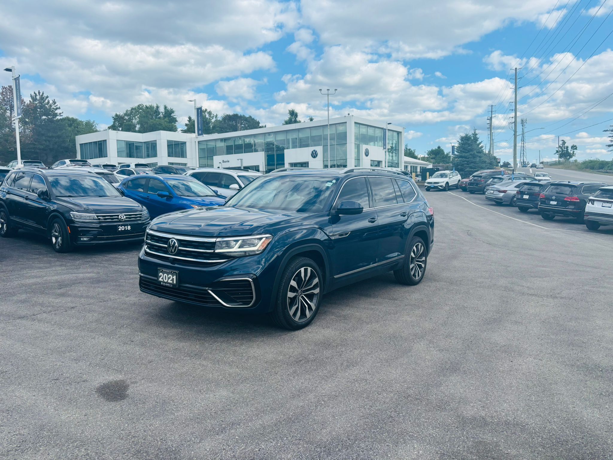 2021 Volkswagen Atlas in Barrie, Ontario