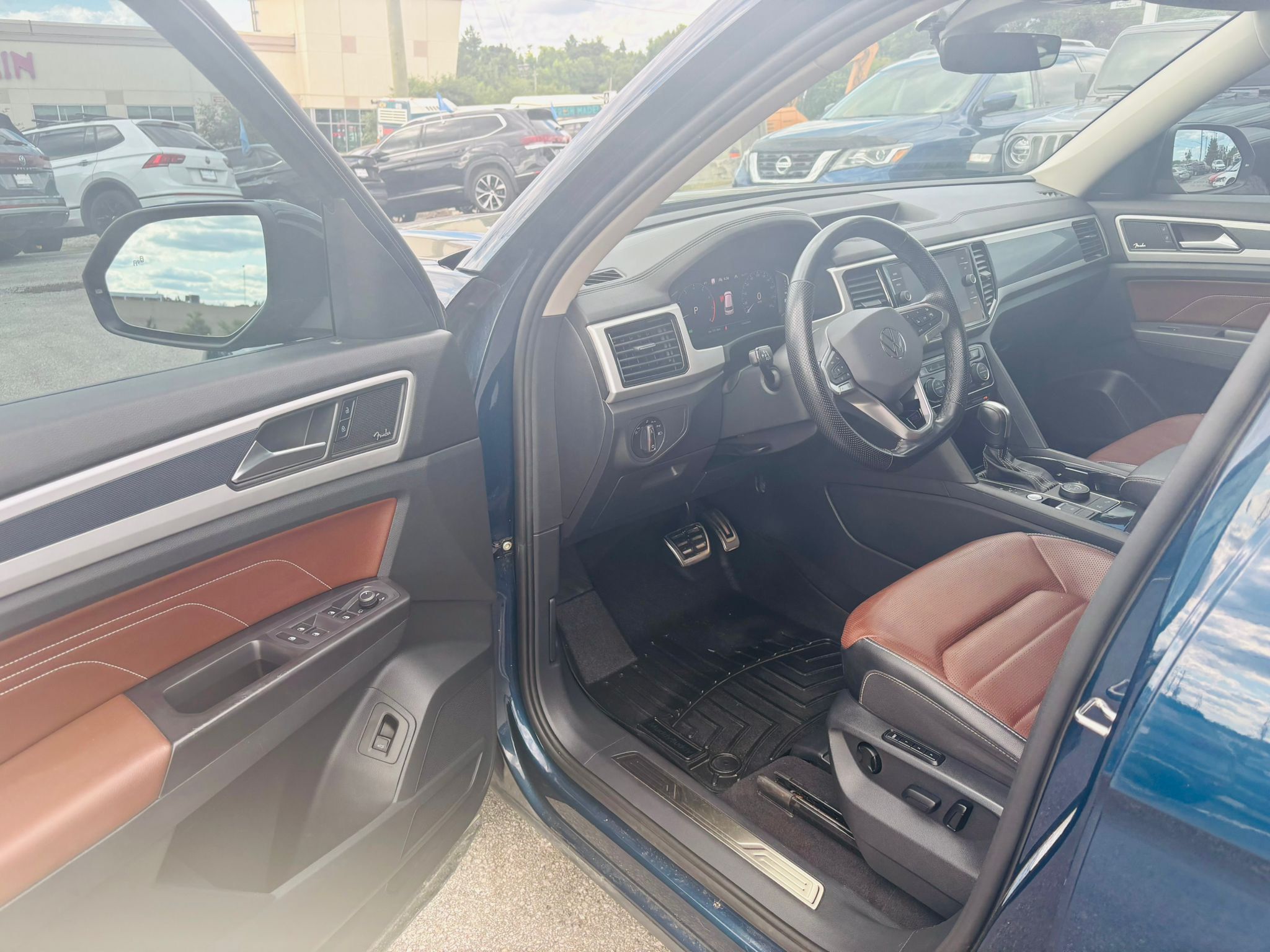 2021 Volkswagen Atlas in Barrie, Ontario