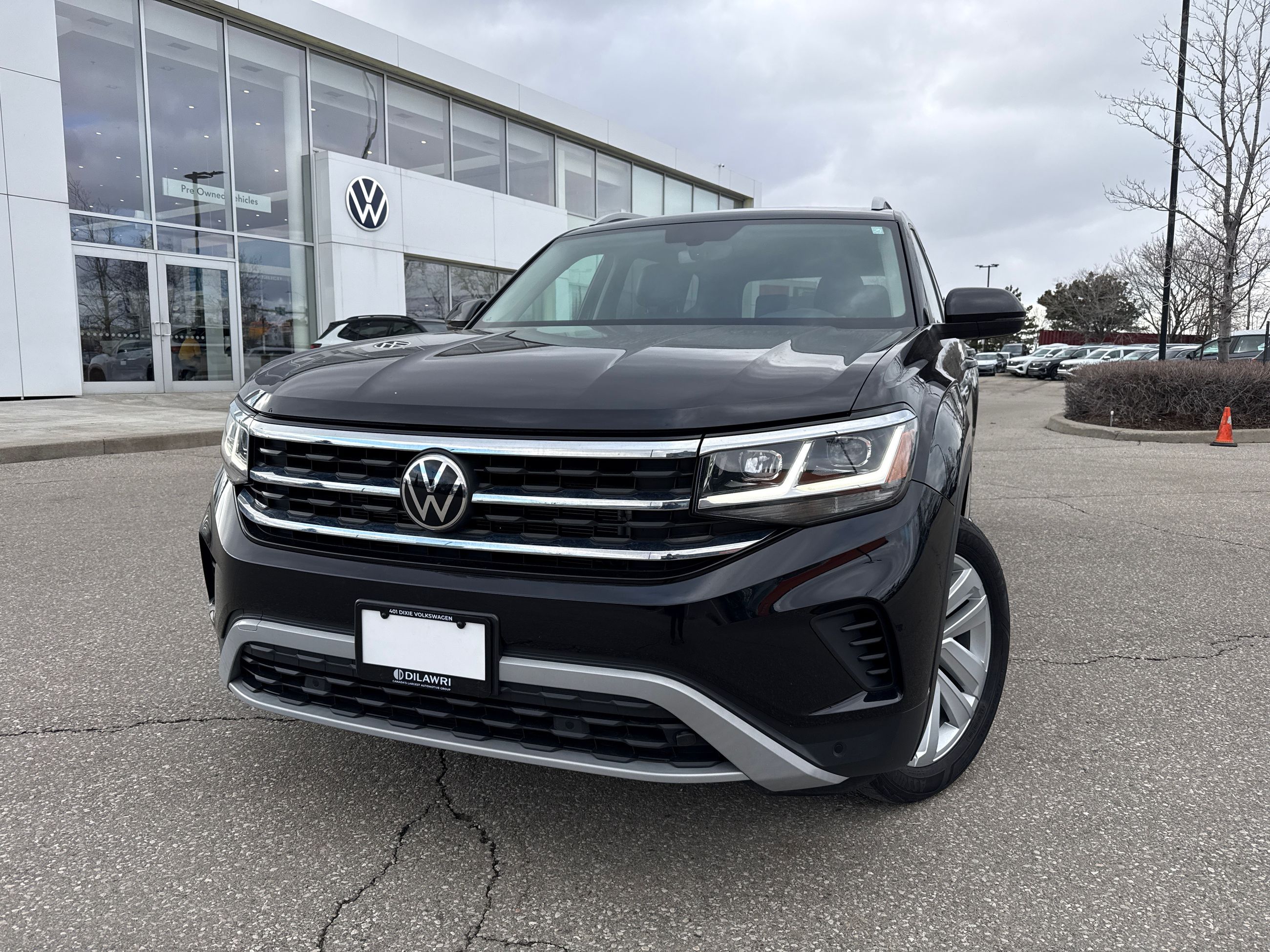 2021 Volkswagen Atlas in Mississauga, Ontario