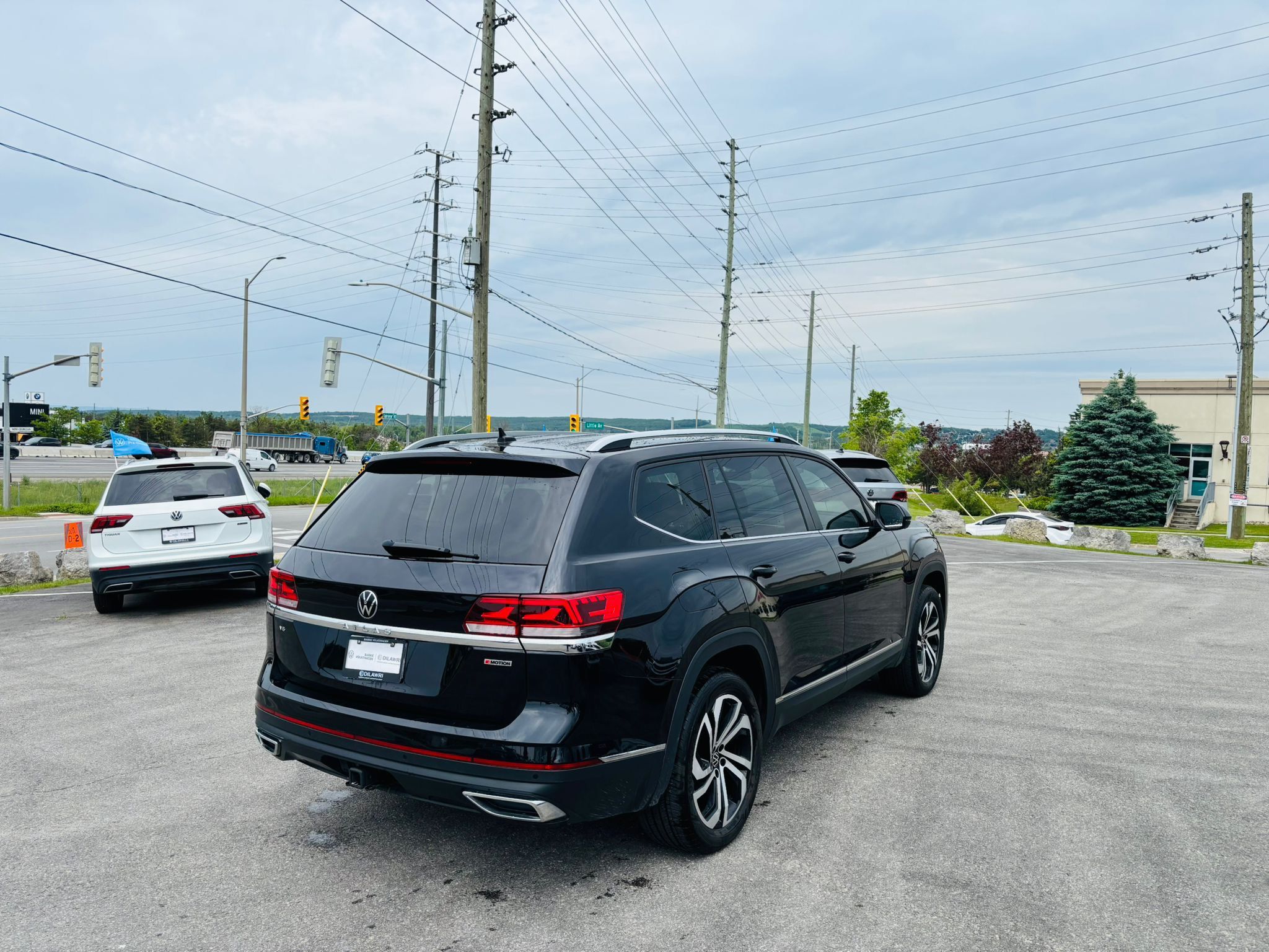 2022 Volkswagen Atlas in Barrie, Ontario