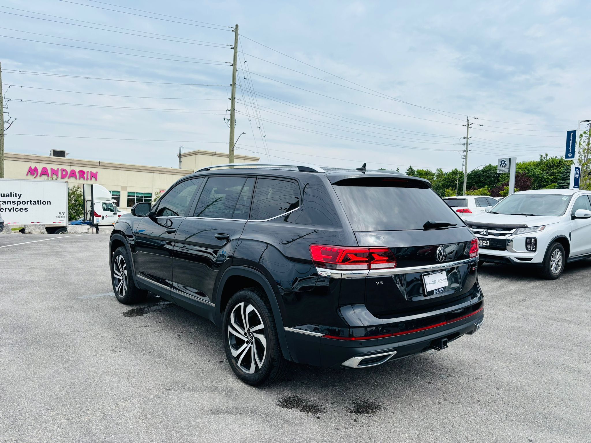 2022 Volkswagen Atlas in Barrie, Ontario