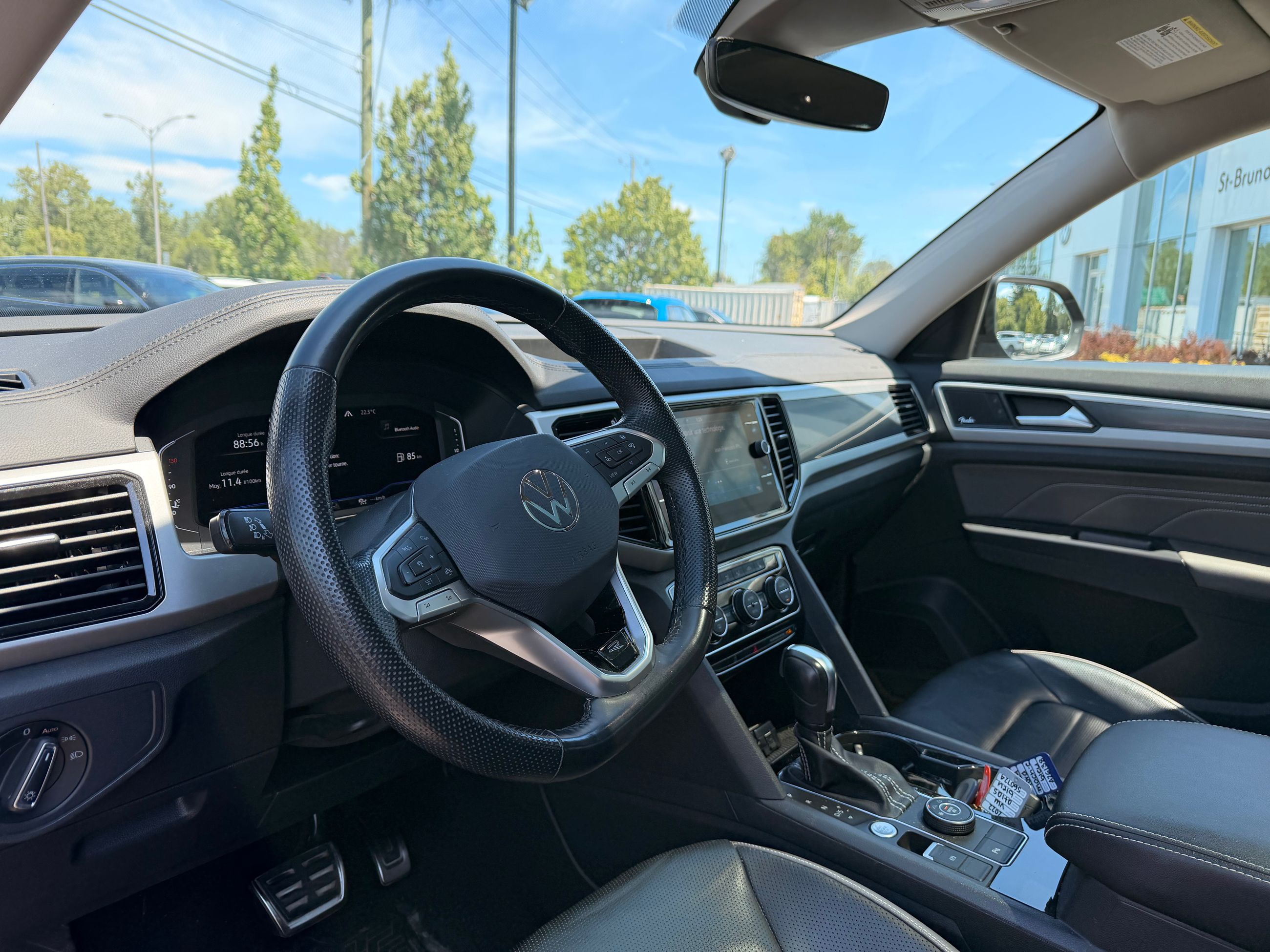 2022 Volkswagen Atlas in Saint-Bruno-de-Montarville, Quebec