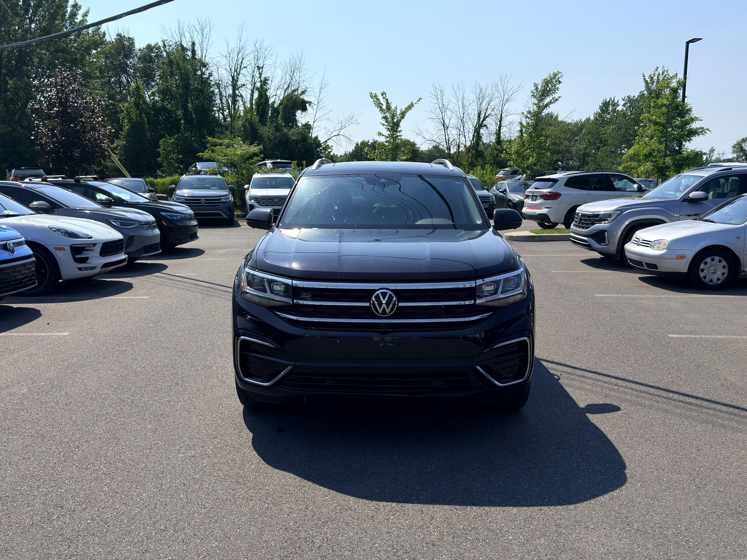 2023 Volkswagen Atlas in Saint-Bruno-de-Montarville, Quebec