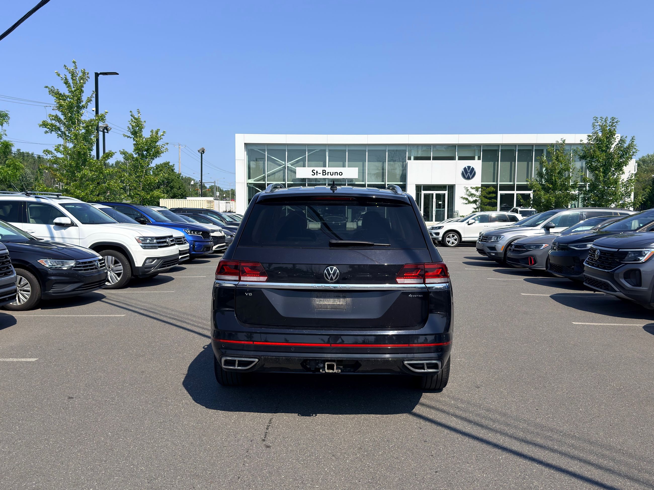 2023 Volkswagen Atlas in Saint-Bruno-de-Montarville, Quebec
