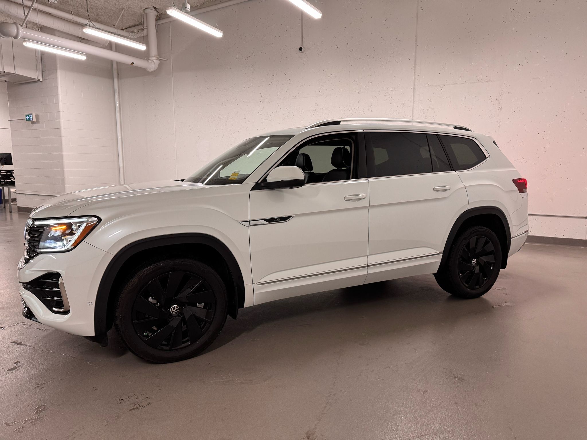 2024 Volkswagen Atlas in Vancouver, British Columbia