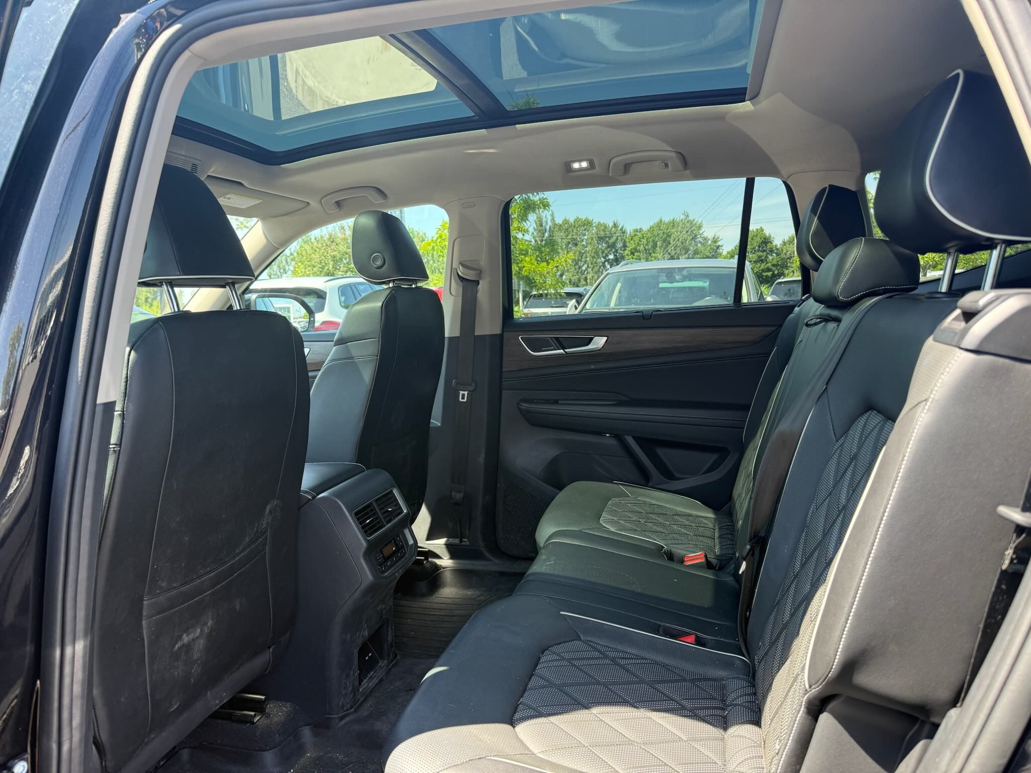 Volkswagen Atlas  2024 à Saint-Bruno-de-Montarville, Québec
