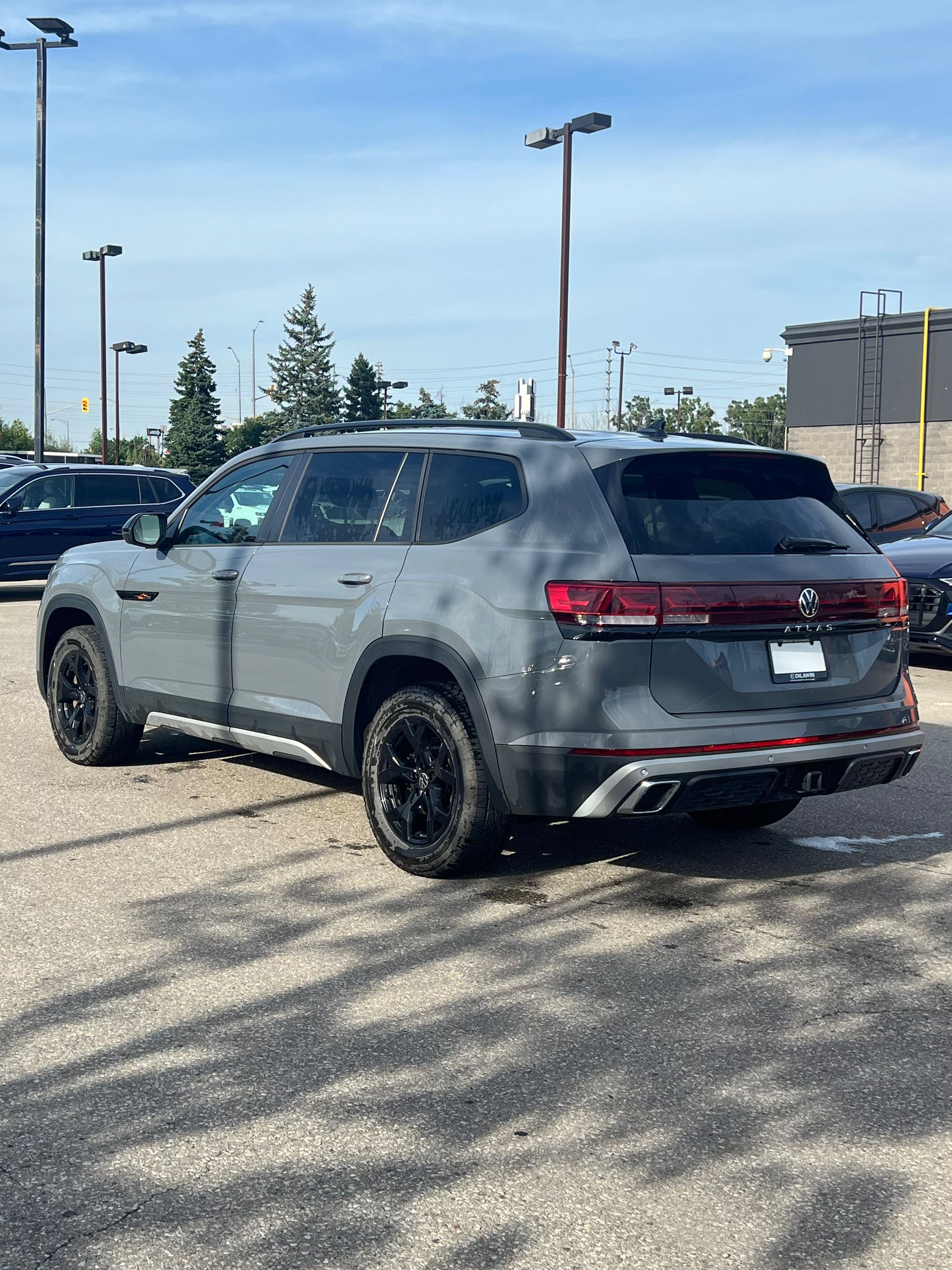 Photo 2024 Volkswagen Atlas Peak Edition 2.0 TSI 4MOTION #2