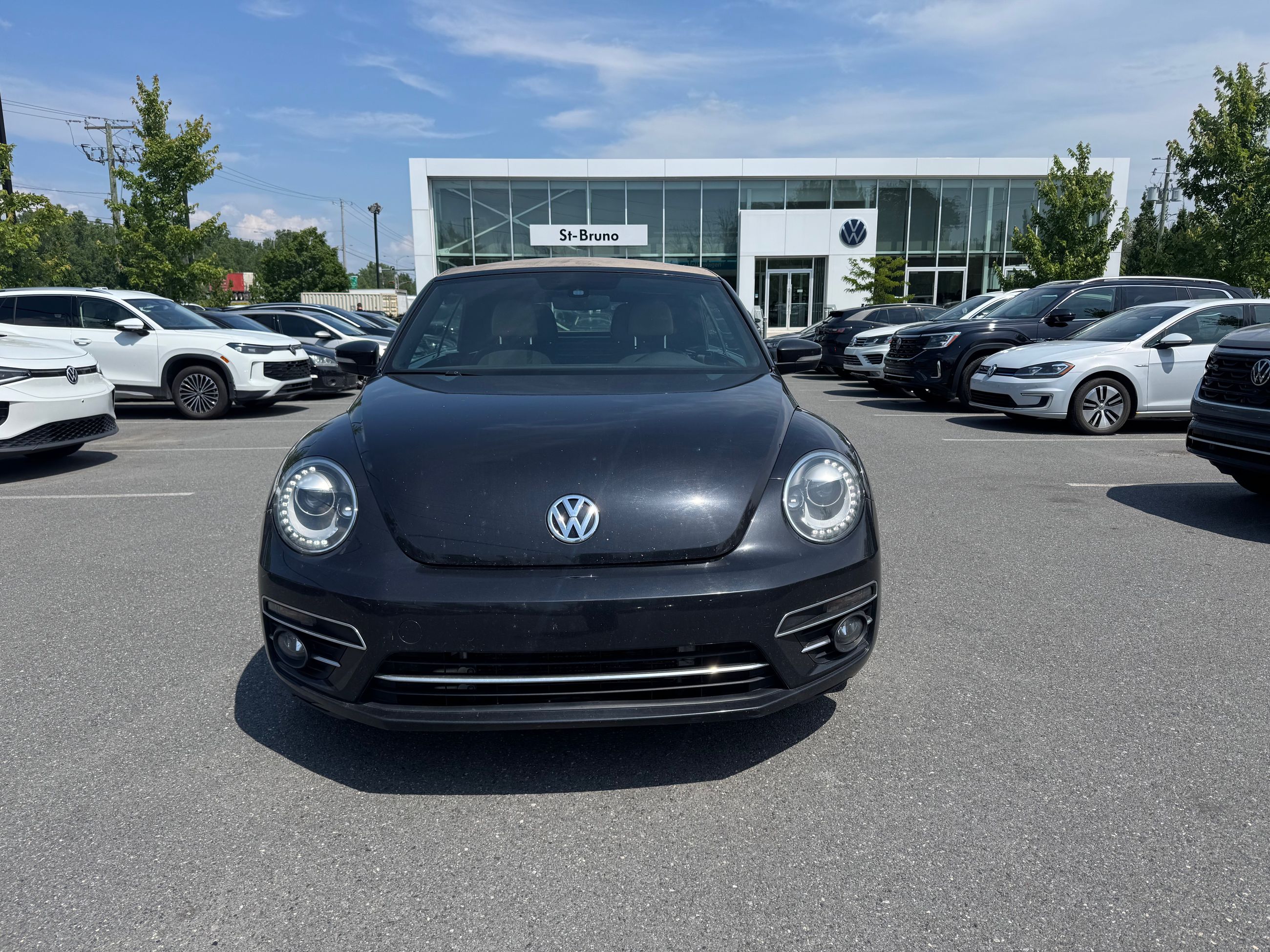 Volkswagen Beetle  2018 à Saint-Bruno-de-Montarville, Québec