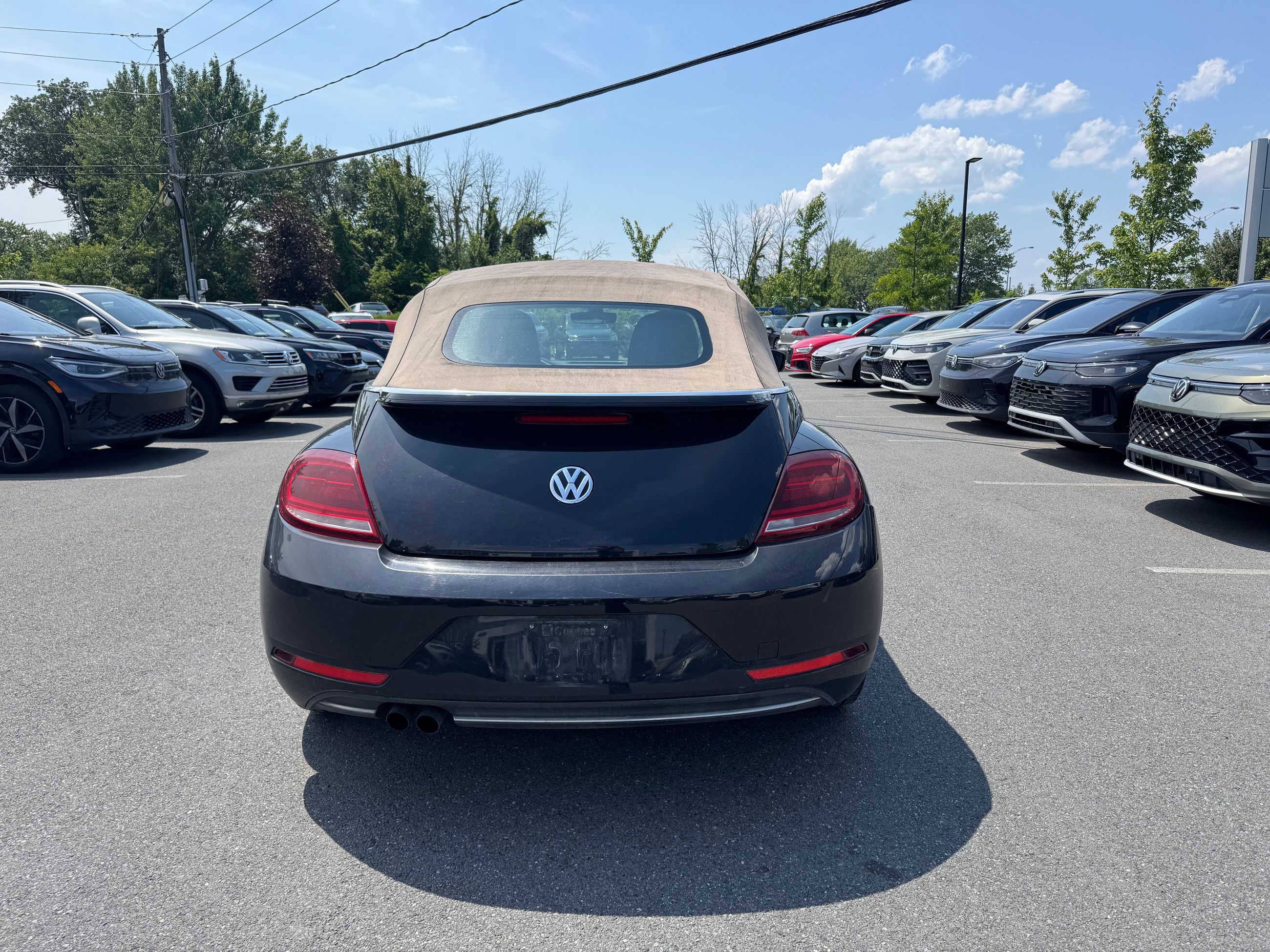 Volkswagen Beetle  2018 à Saint-Bruno-de-Montarville, Québec