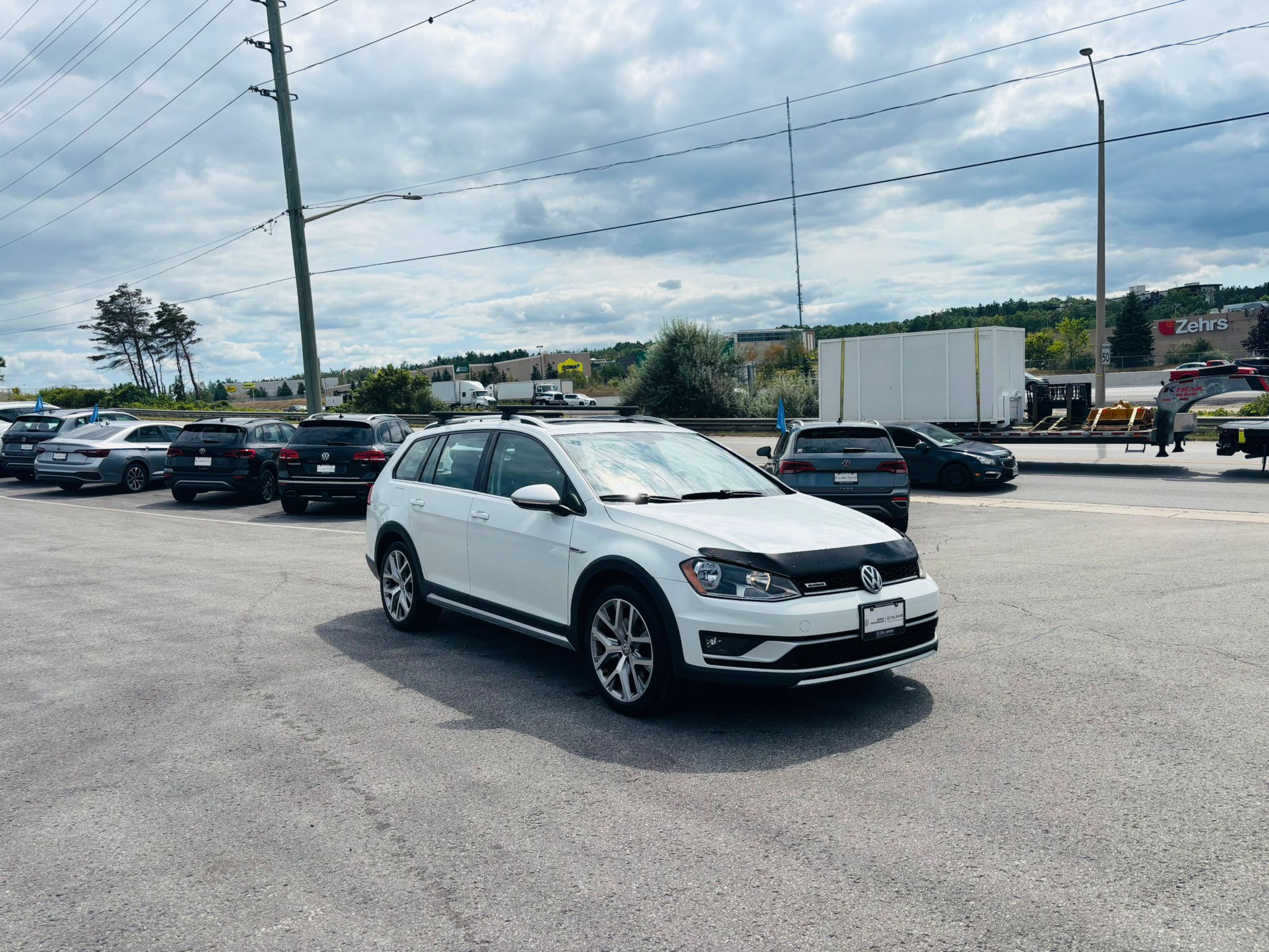 2017 Volkswagen GOLF ALLTRACK in Barrie, Ontario