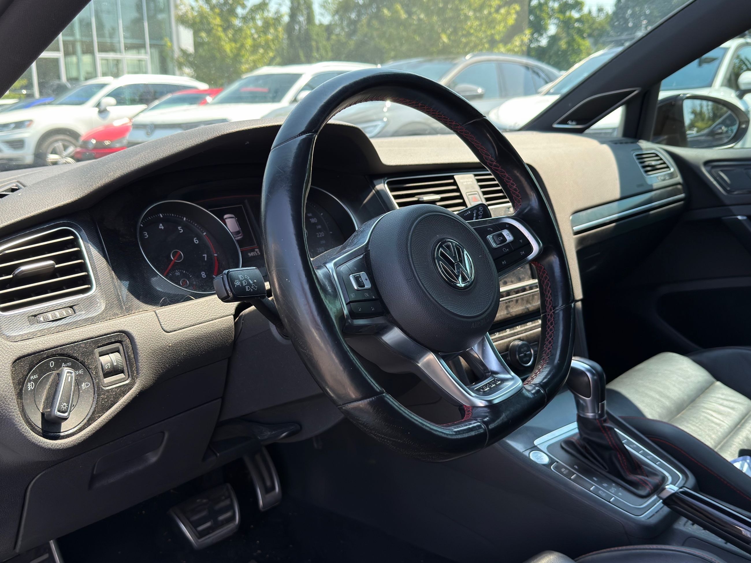 2017 Volkswagen Golf GTI in Saint-Bruno-de-Montarville, Quebec