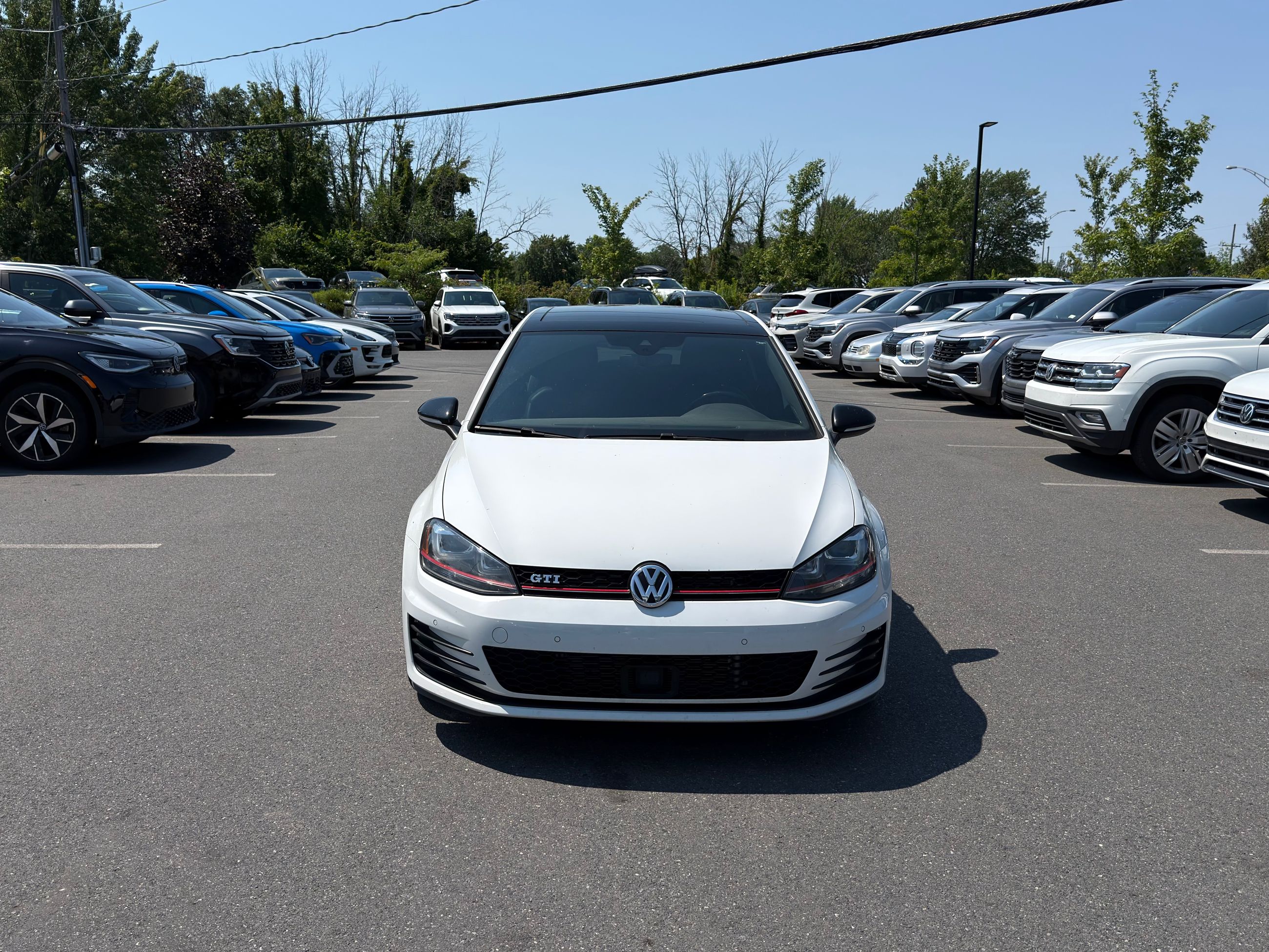 2017 Volkswagen Golf GTI in Saint-Bruno-de-Montarville, Quebec
