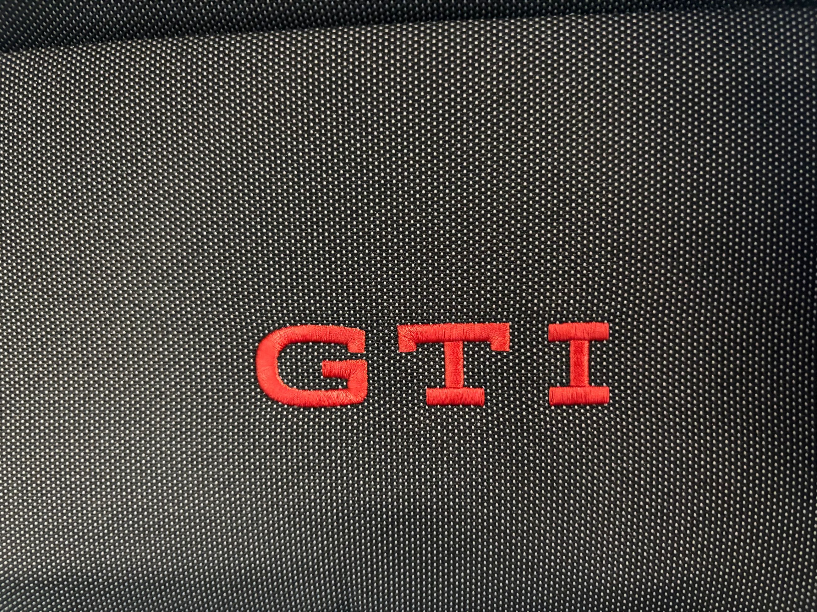 Volkswagen Golf GTI  2024 à Calgary, Alberta
