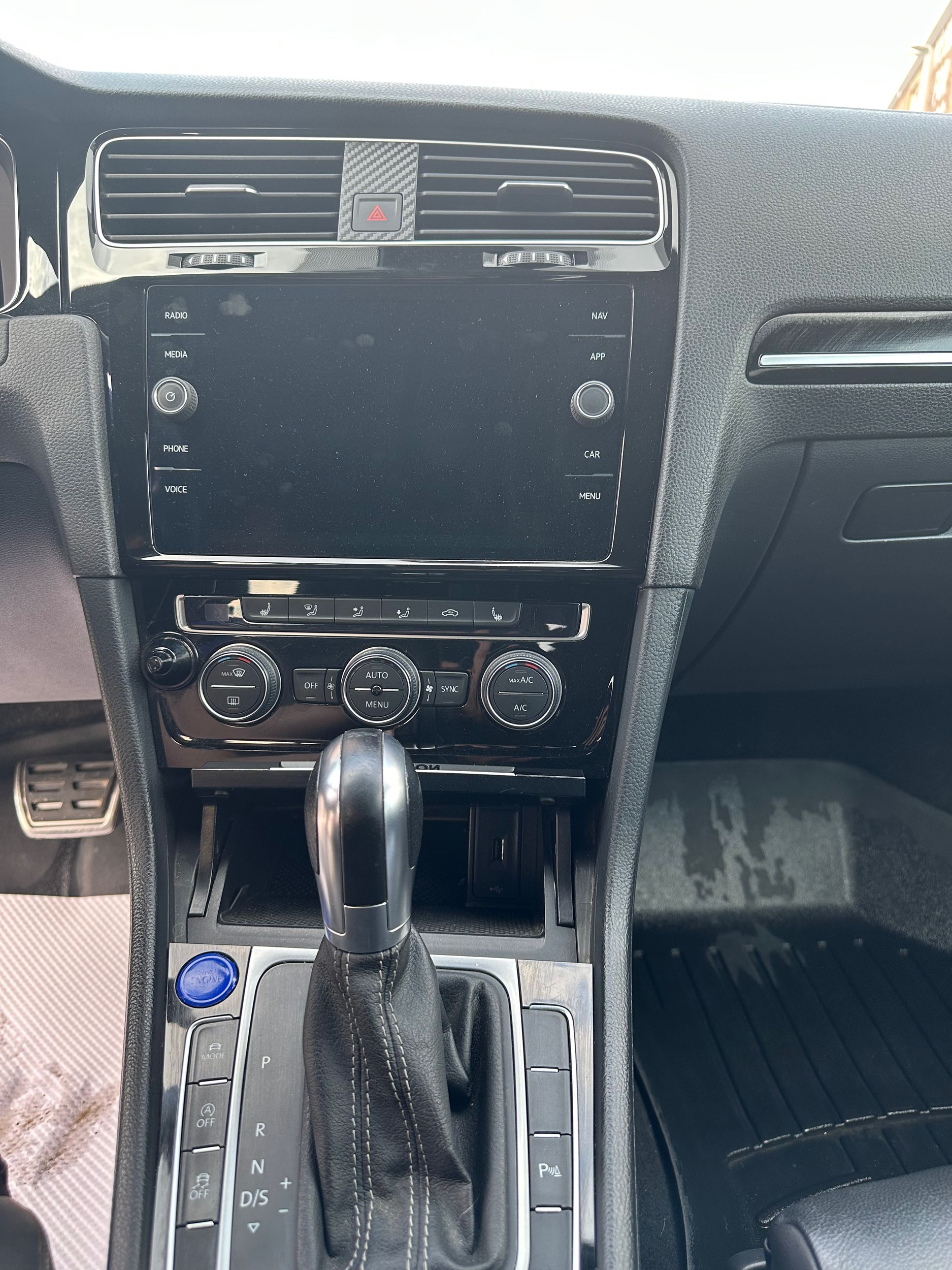 2019 Volkswagen Golf R in Regina, Saskatchewan