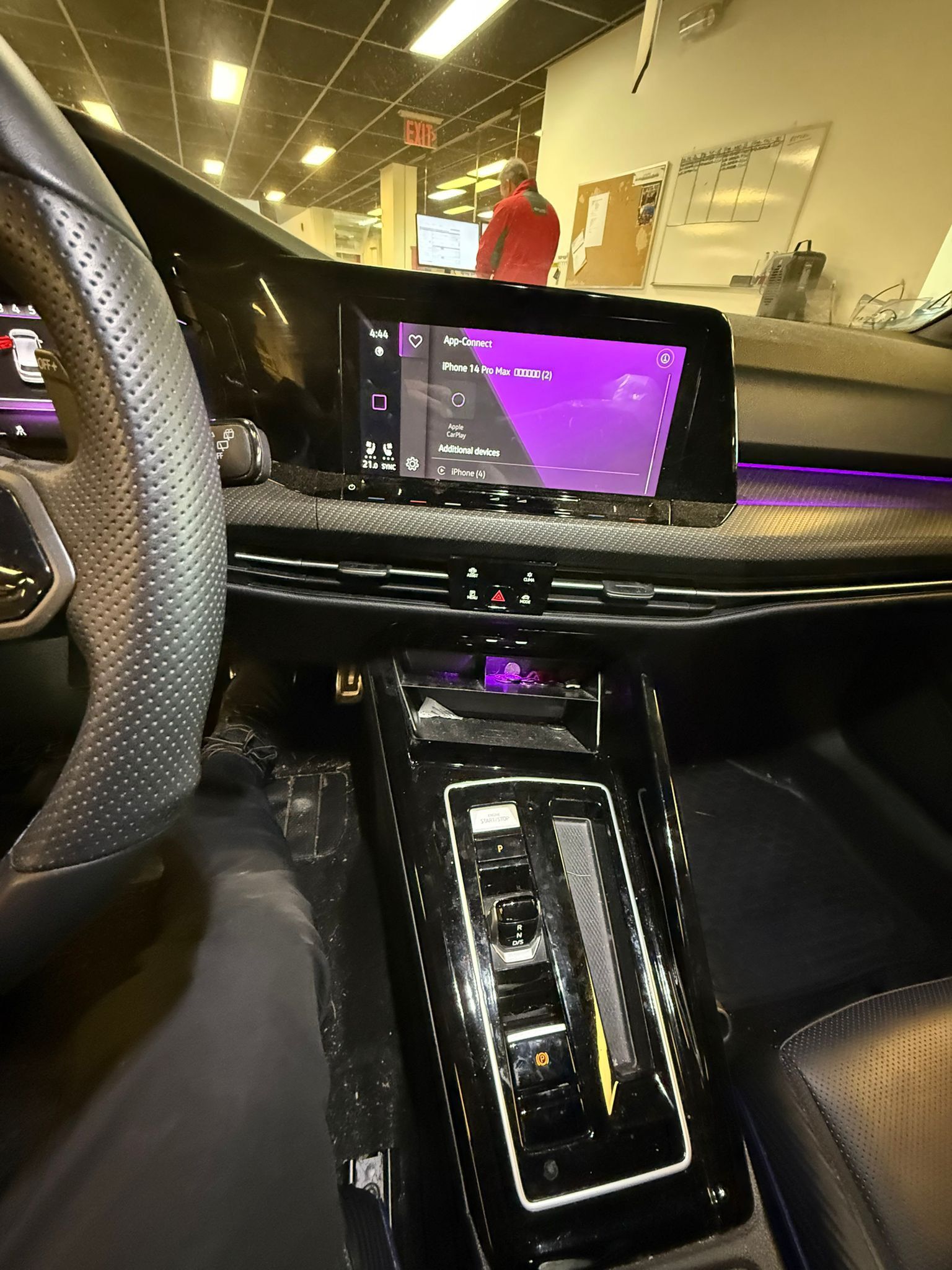 Volkswagen Golf R  2024 à Vancouver, Colombie-Britannique