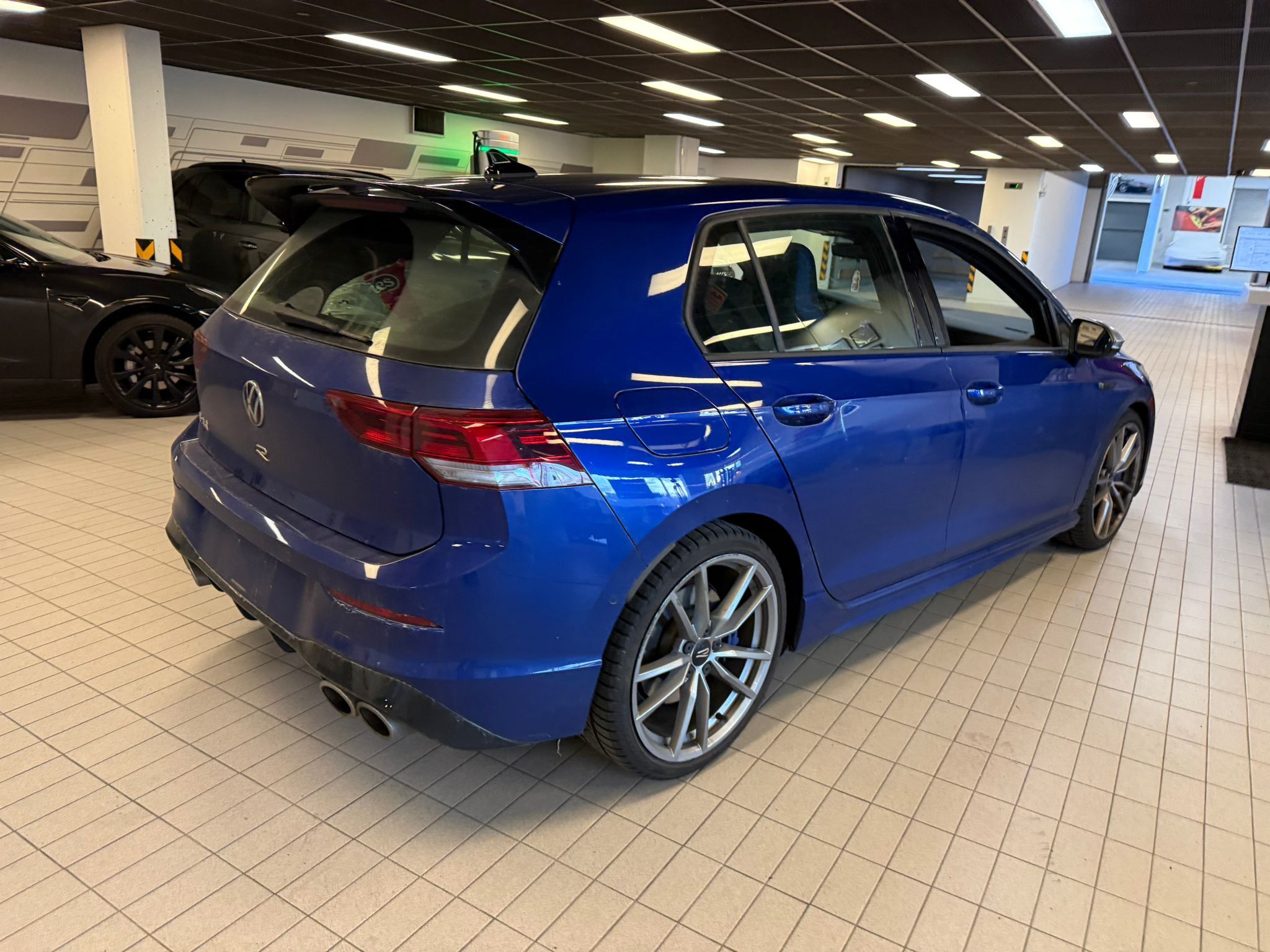 Volkswagen Golf R  2024 à Vancouver, Colombie-Britannique