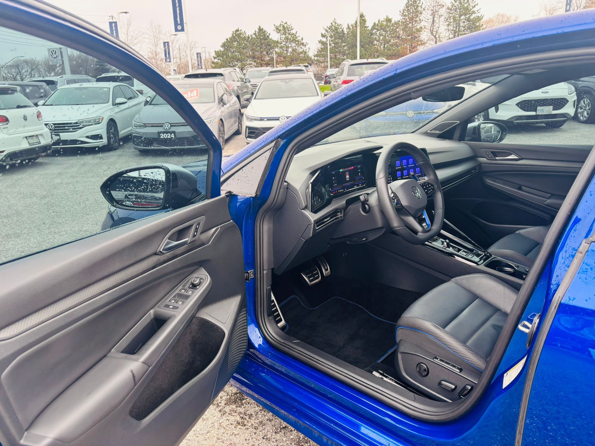 2024 Volkswagen Golf R in Barrie, Ontario